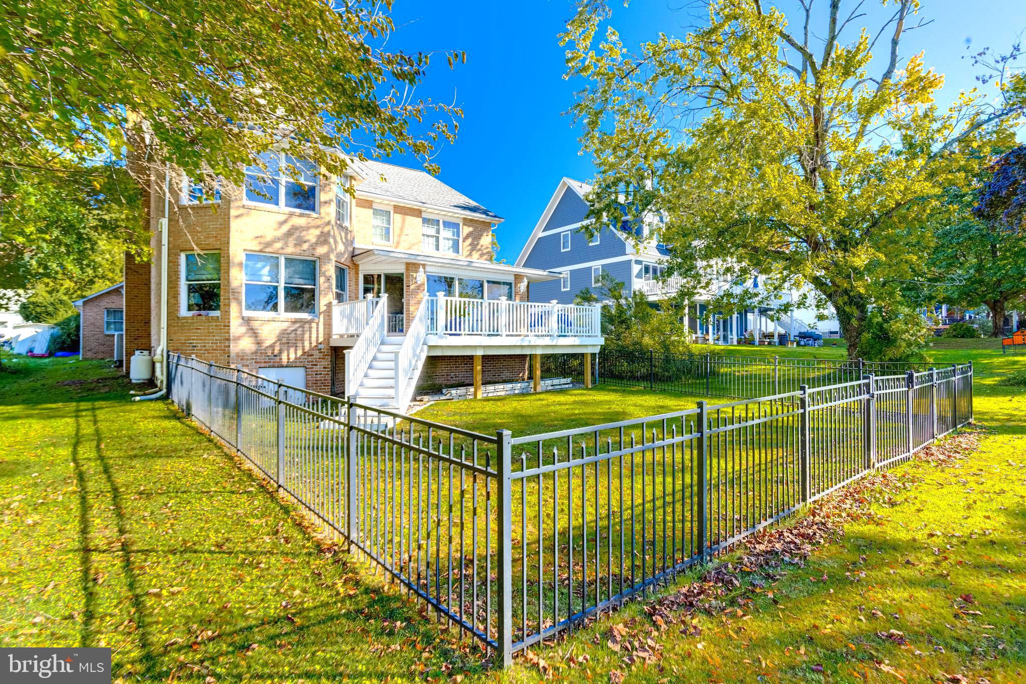 STANSBURY MANOR - Residential