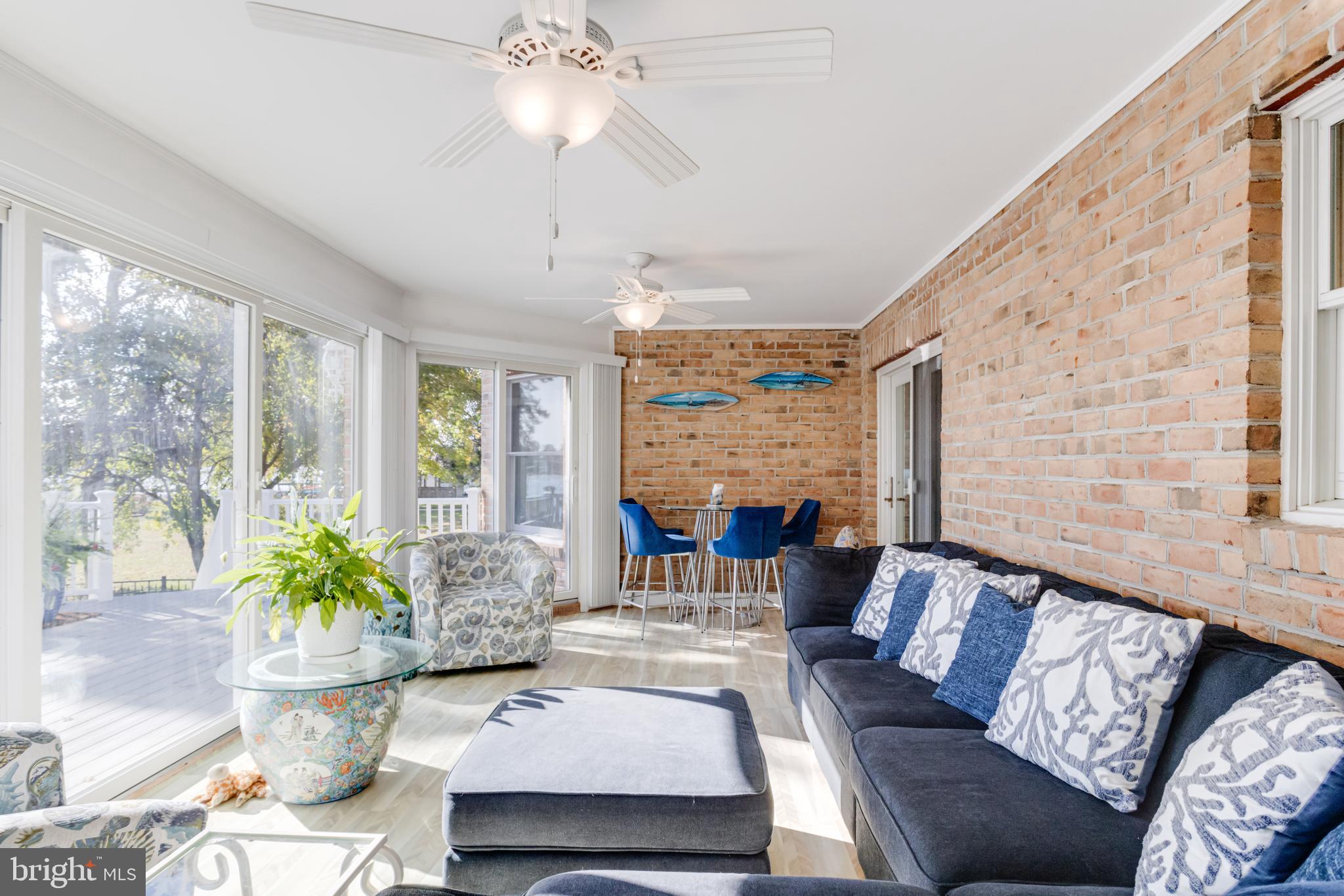 STANSBURY MANOR - Residential