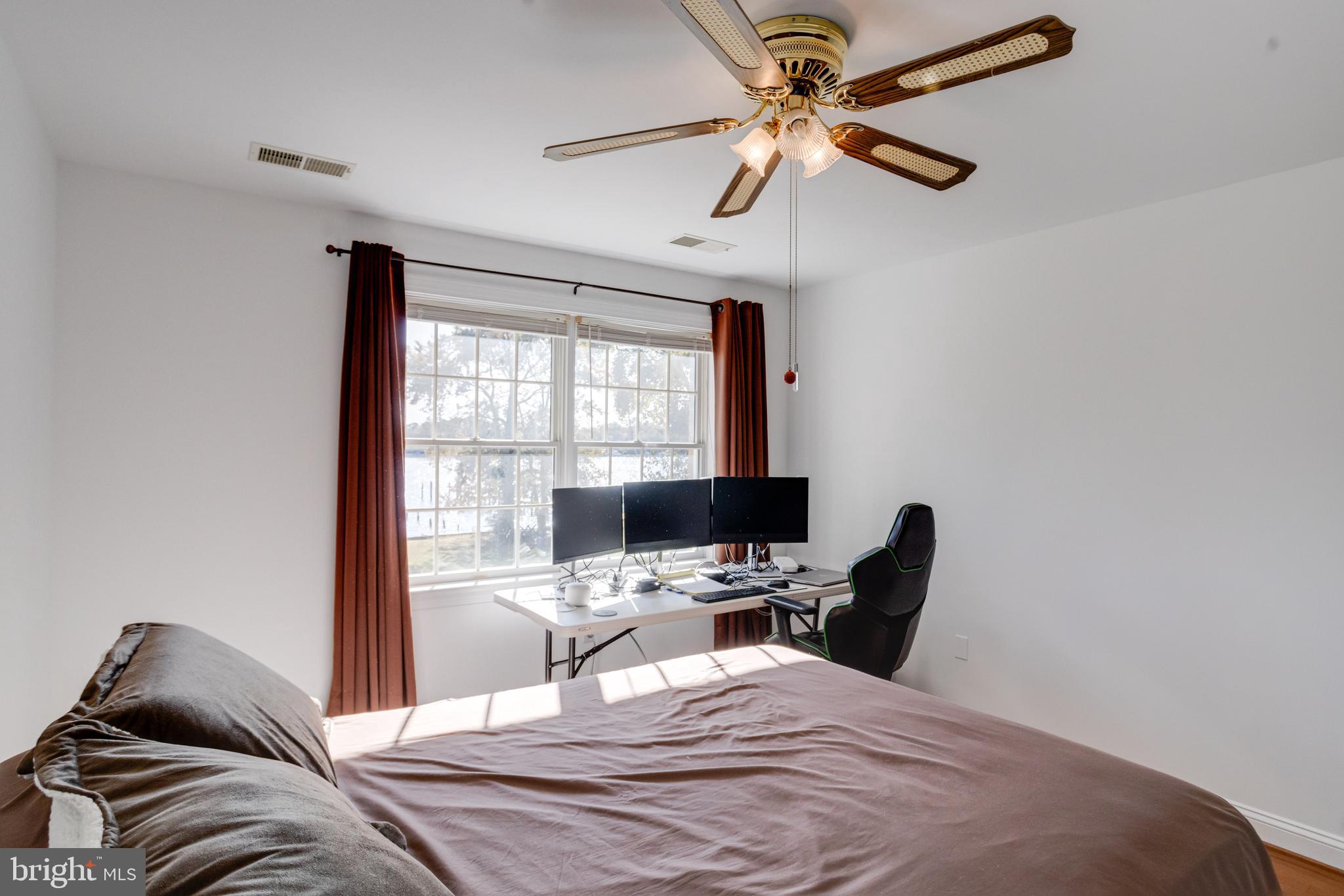 STANSBURY MANOR - Residential