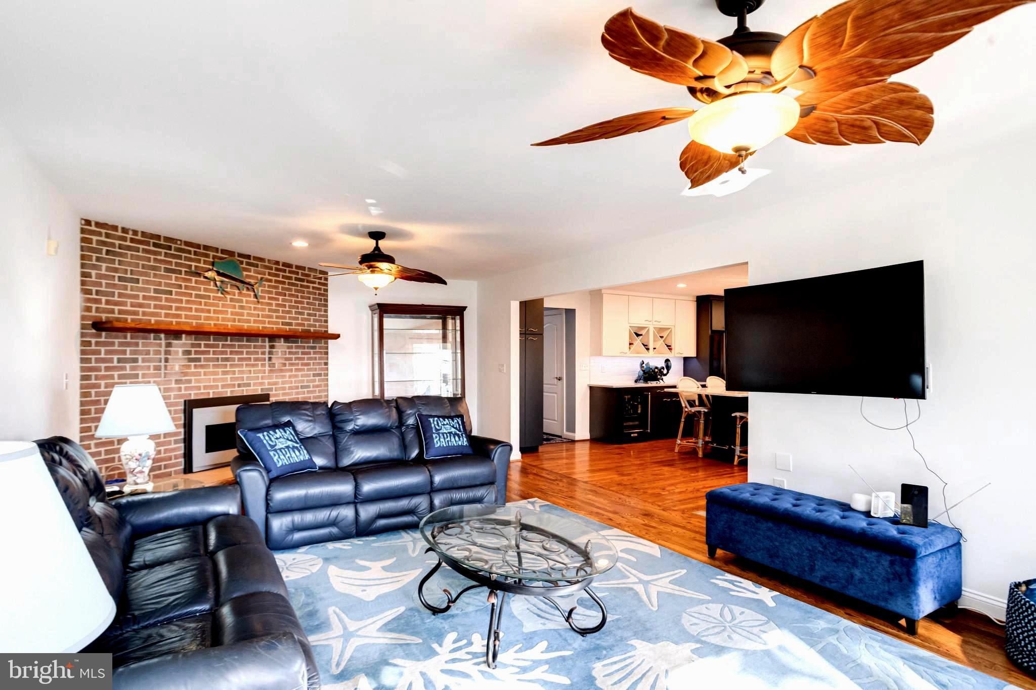 STANSBURY MANOR - Residential