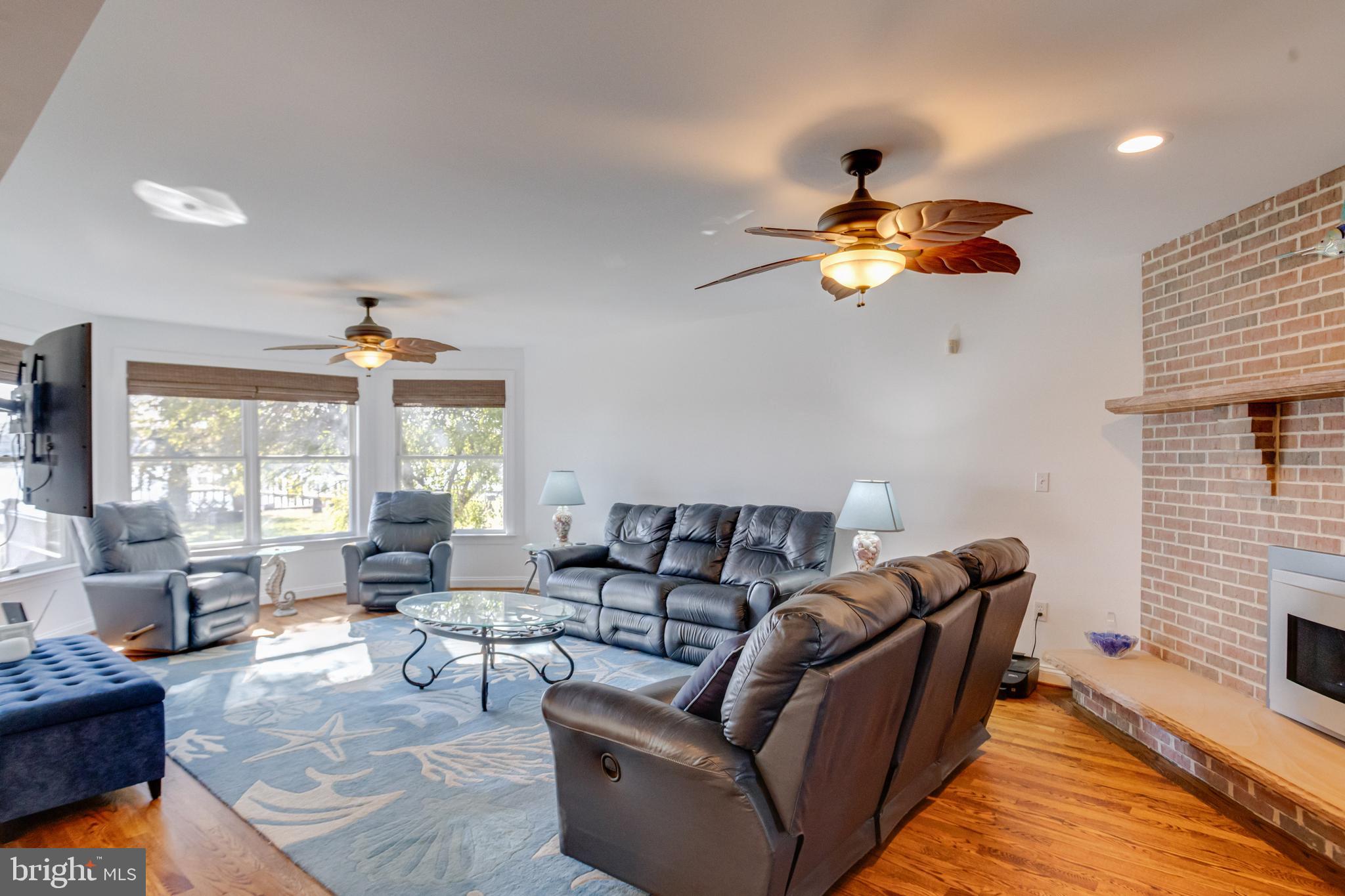 STANSBURY MANOR - Residential