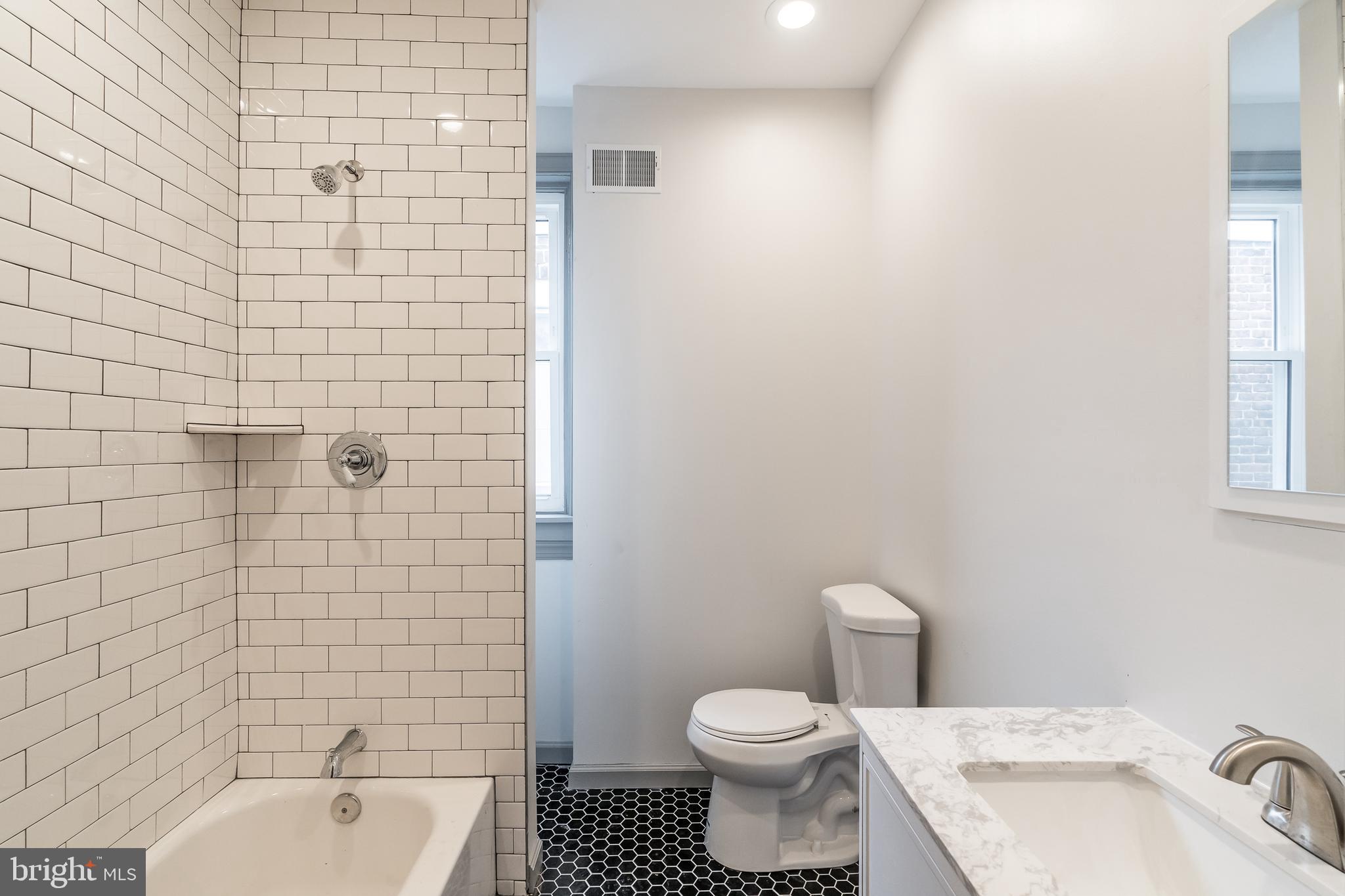 KENSINGTON - Residential