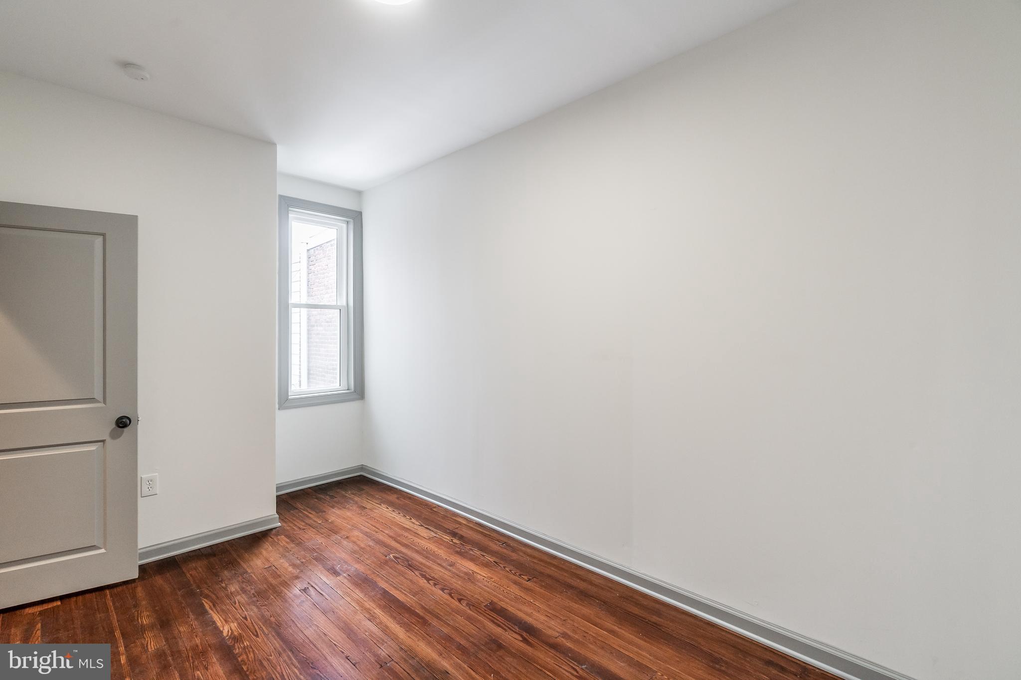 KENSINGTON - Residential