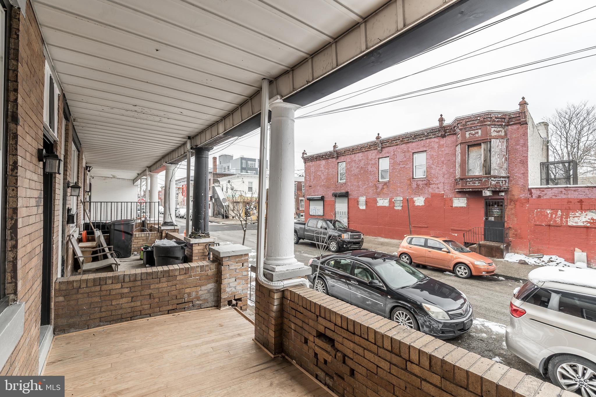 KENSINGTON - Residential