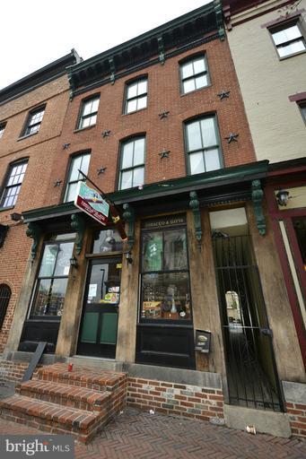 FELLS POINT HISTORIC DISTRICT - Residential Lease