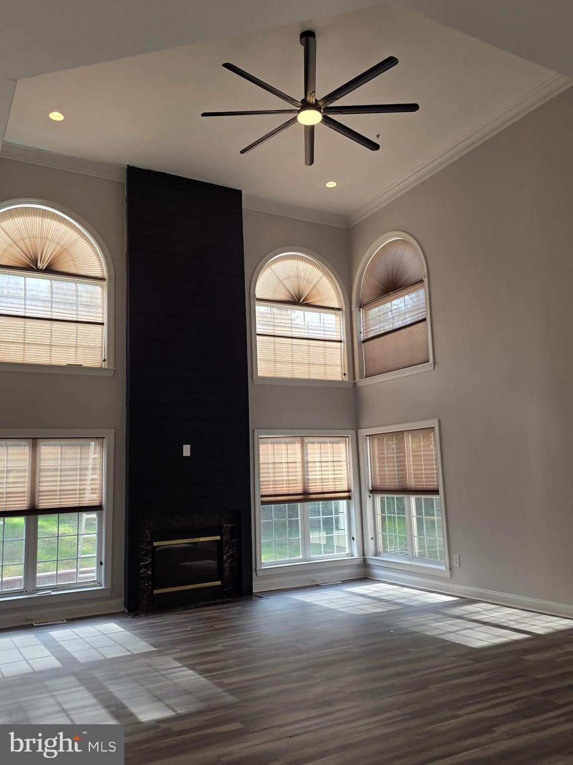 CROOM STATION - Residential