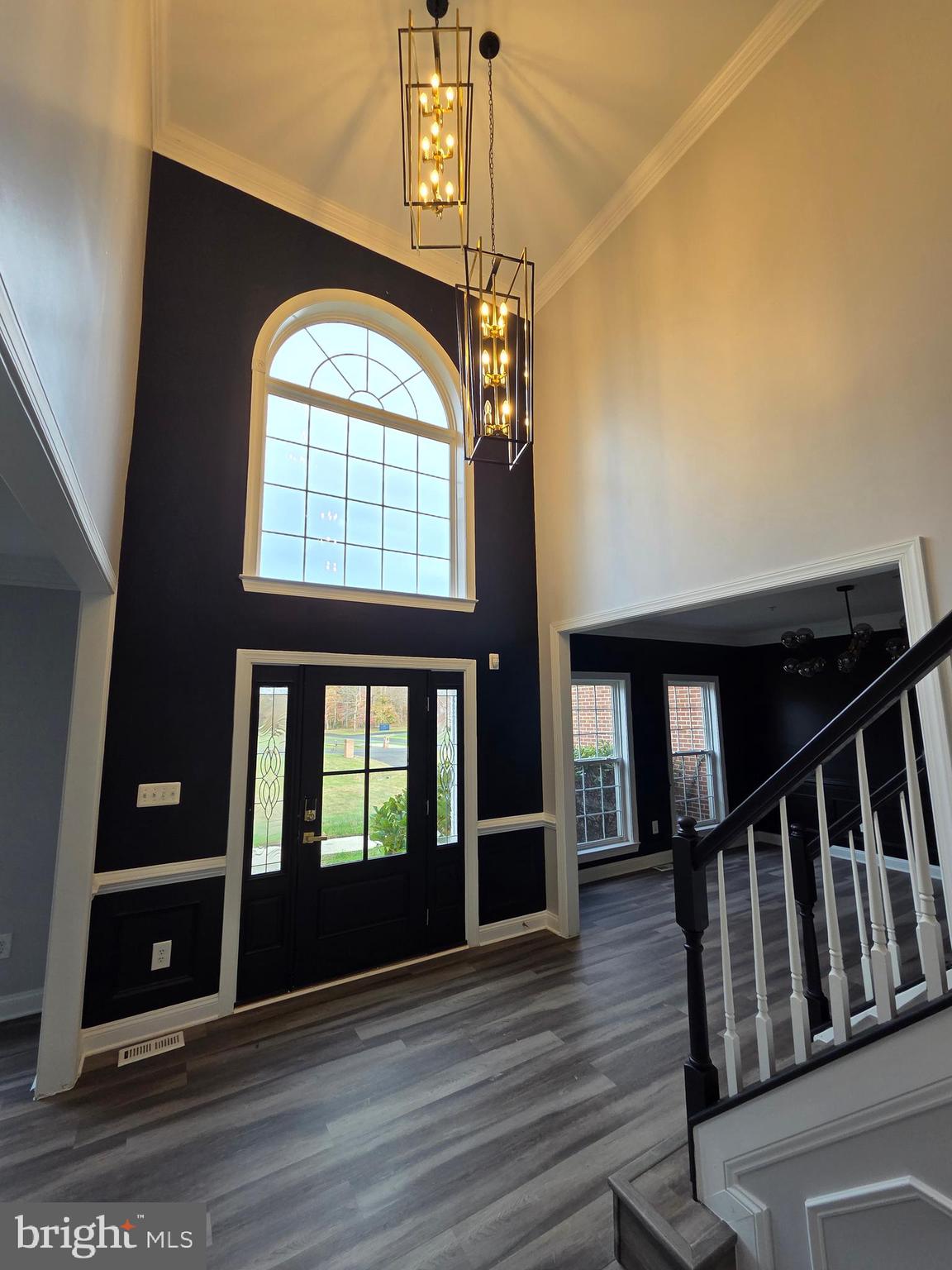 CROOM STATION - Residential