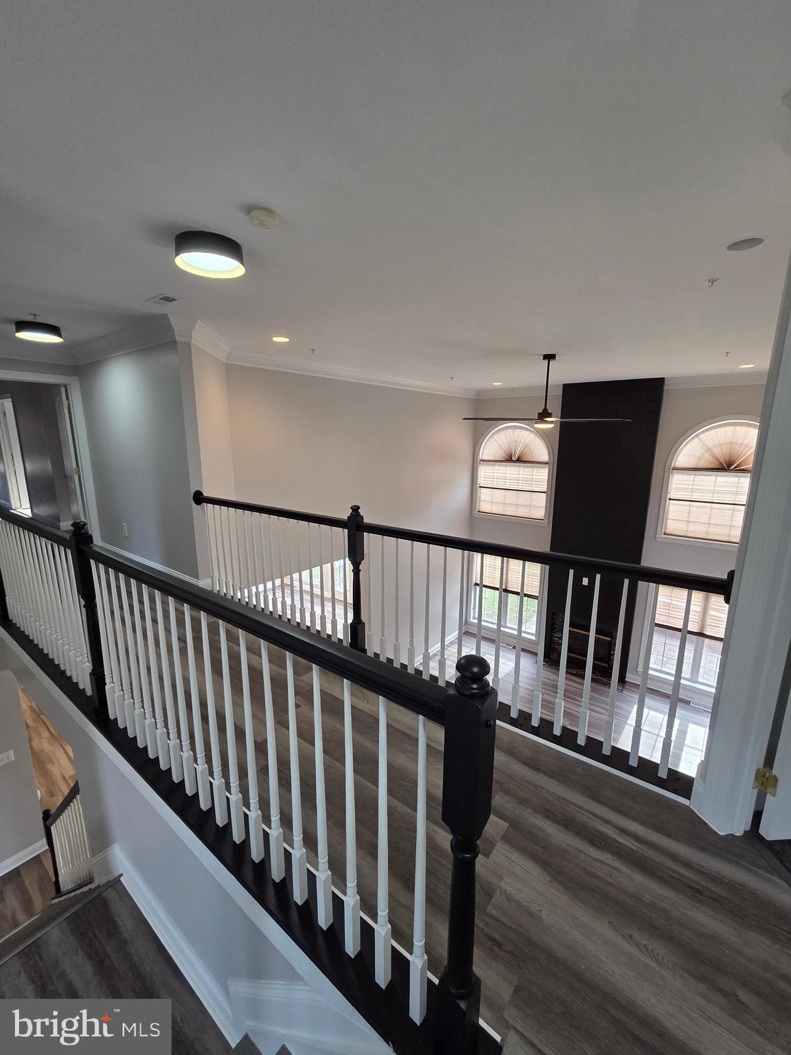 CROOM STATION - Residential