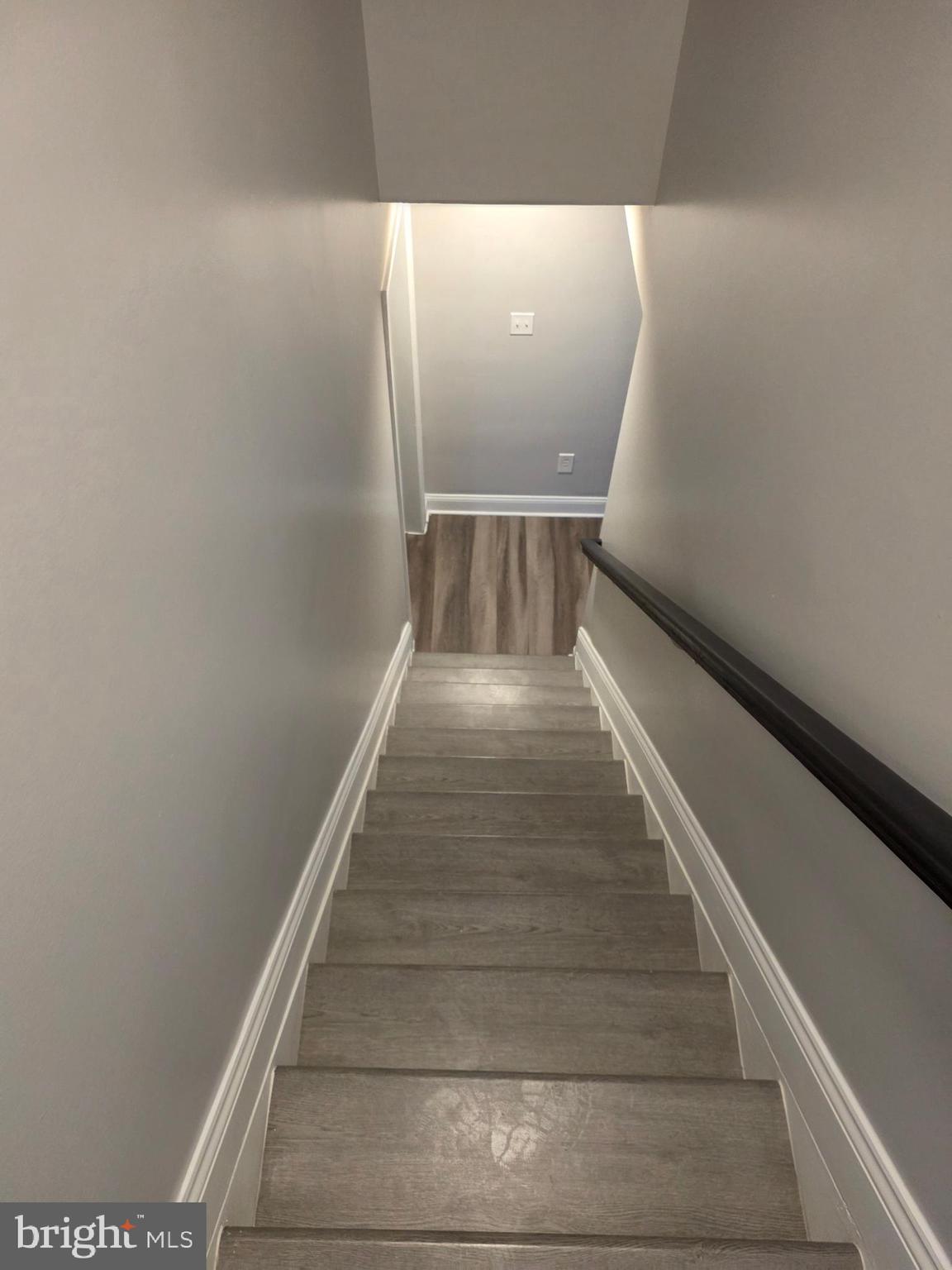 CROOM STATION - Residential