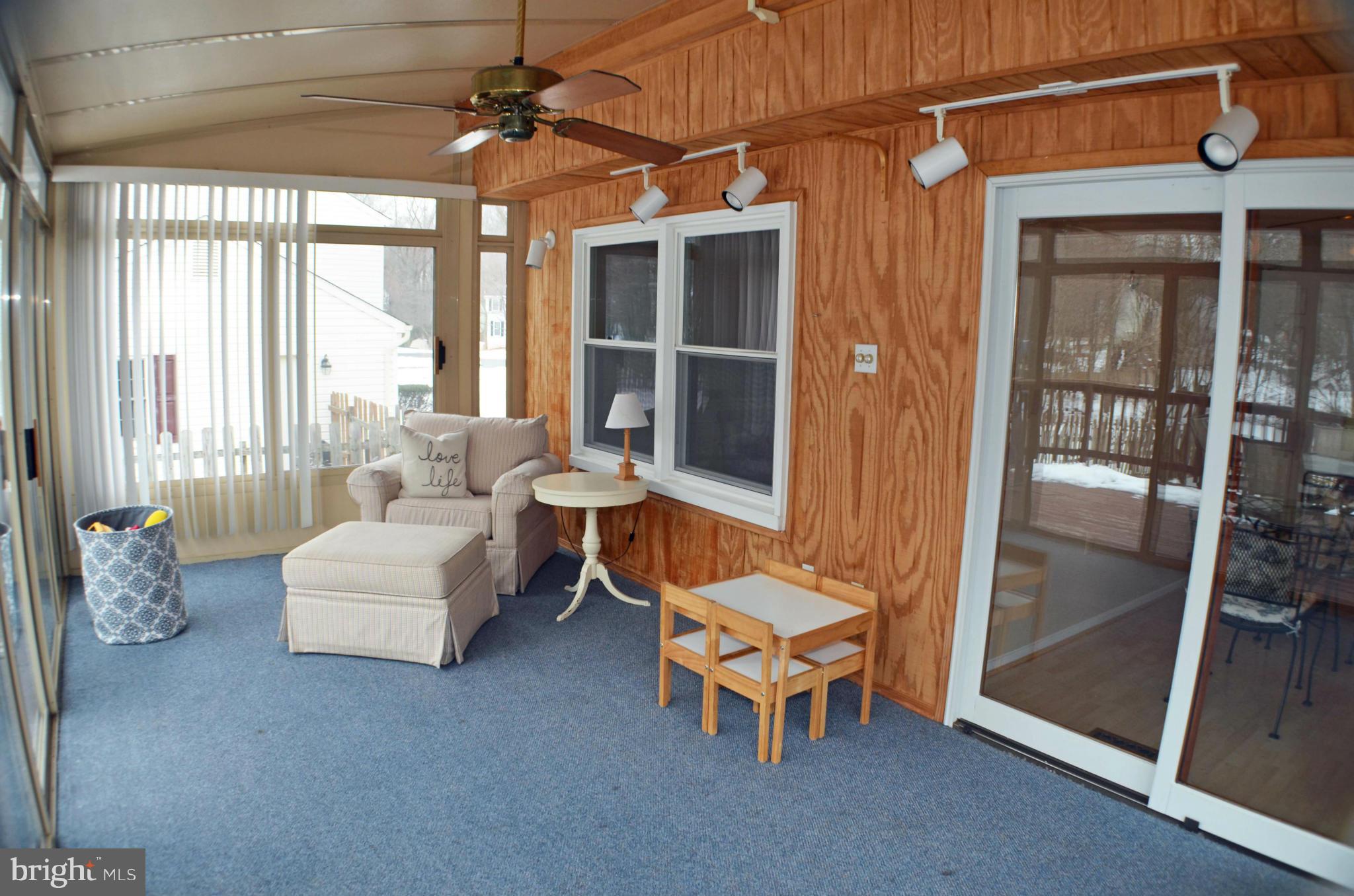 FOX MILL ESTATES - Residential