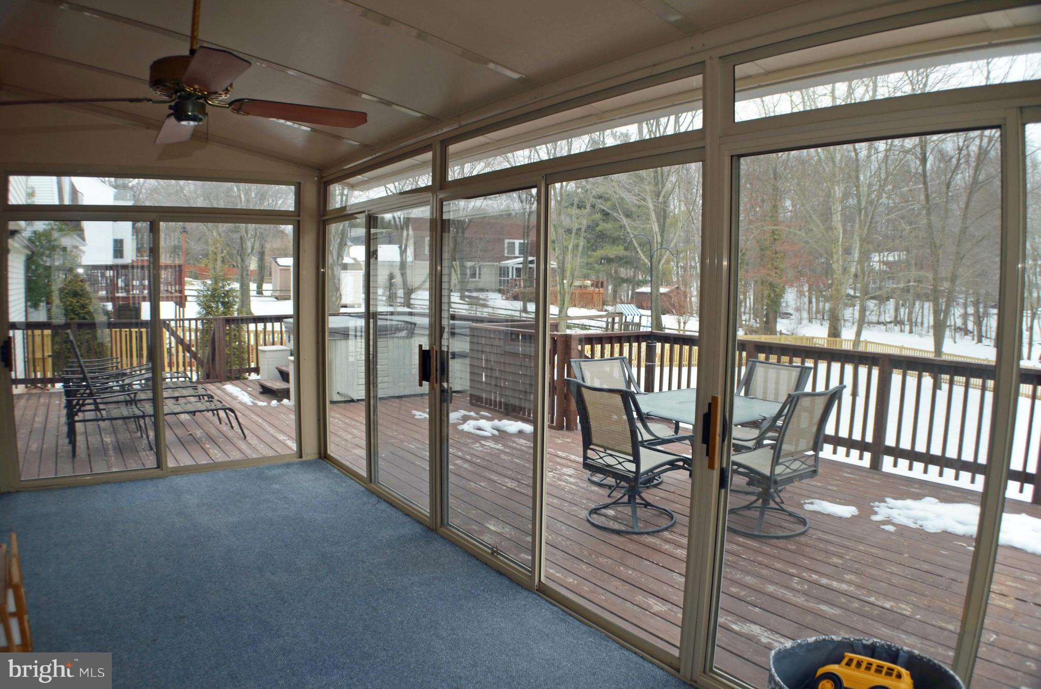 FOX MILL ESTATES - Residential