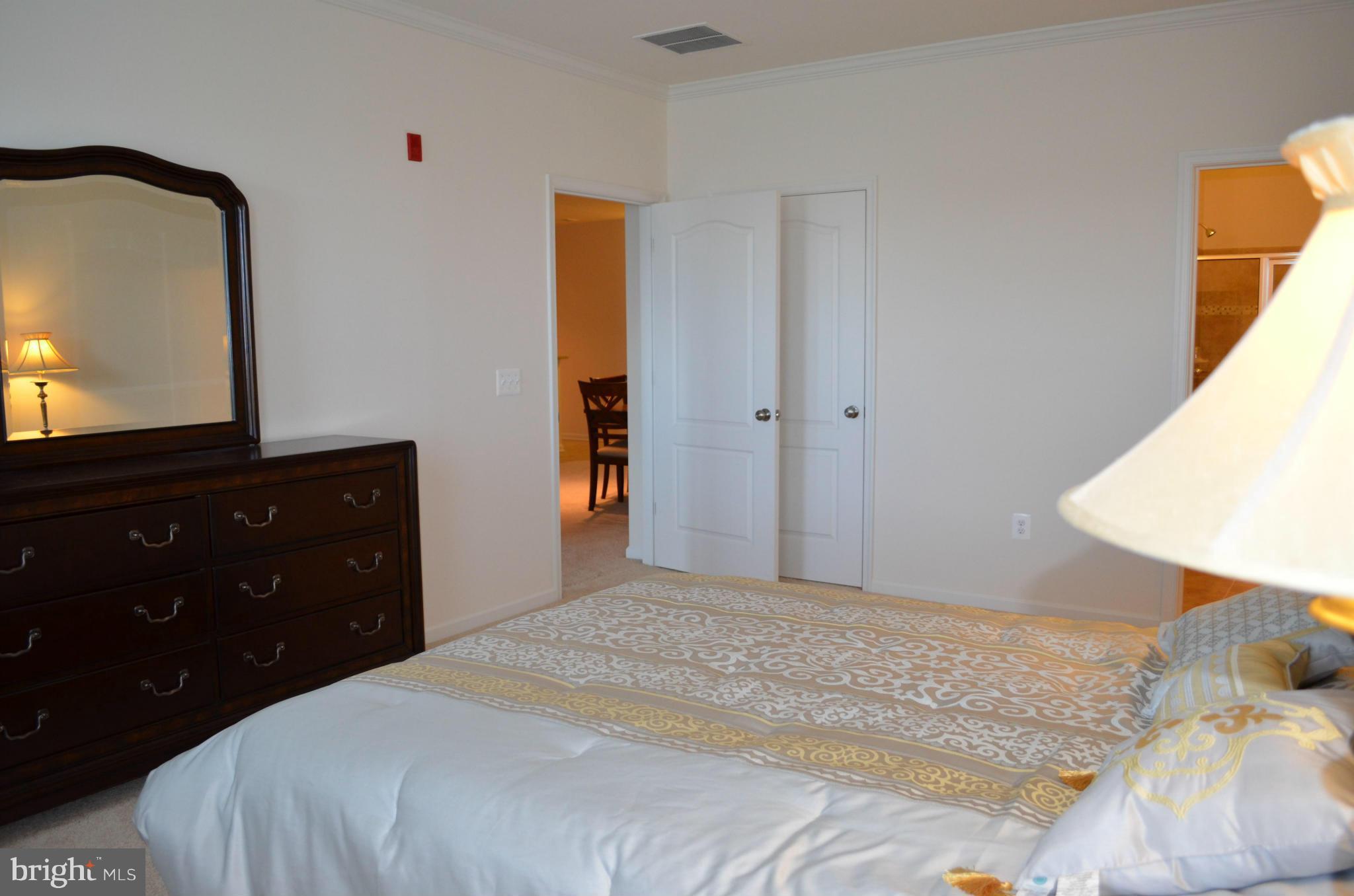 VILLAGES AT BROADLANDS CONDO - Residential