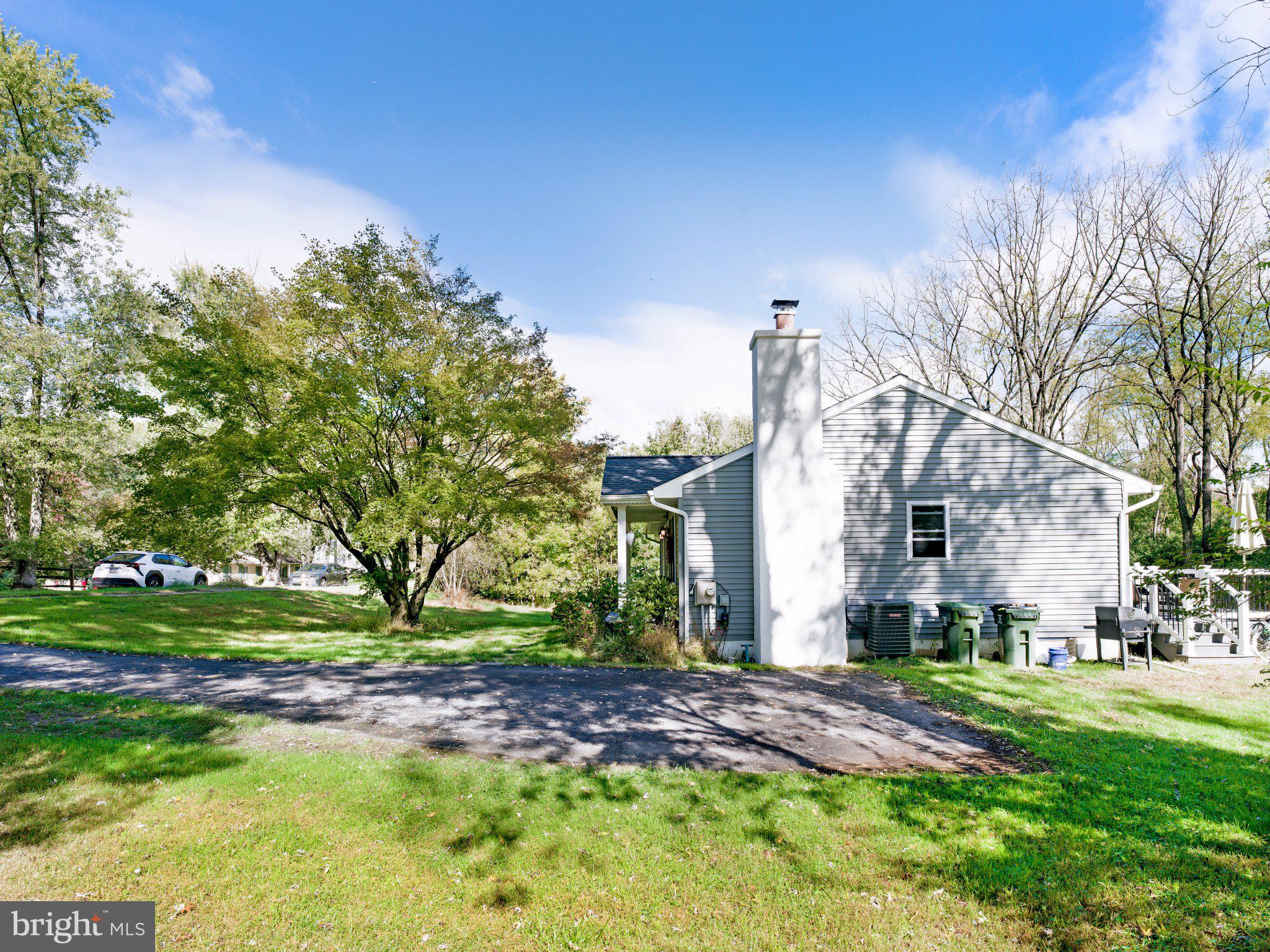 22 WILLIAMS WAY