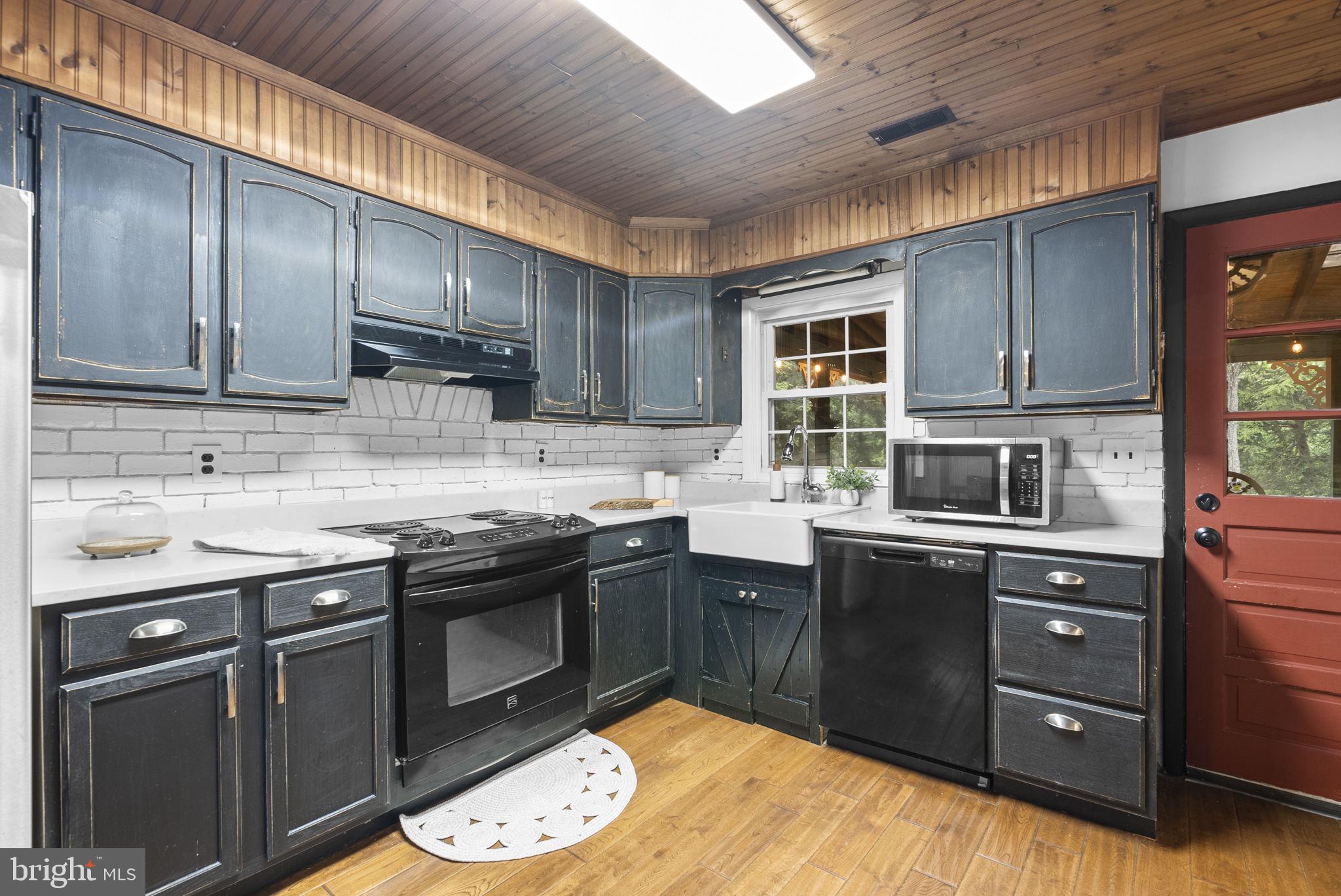 BRIGHTWOOD - Residential