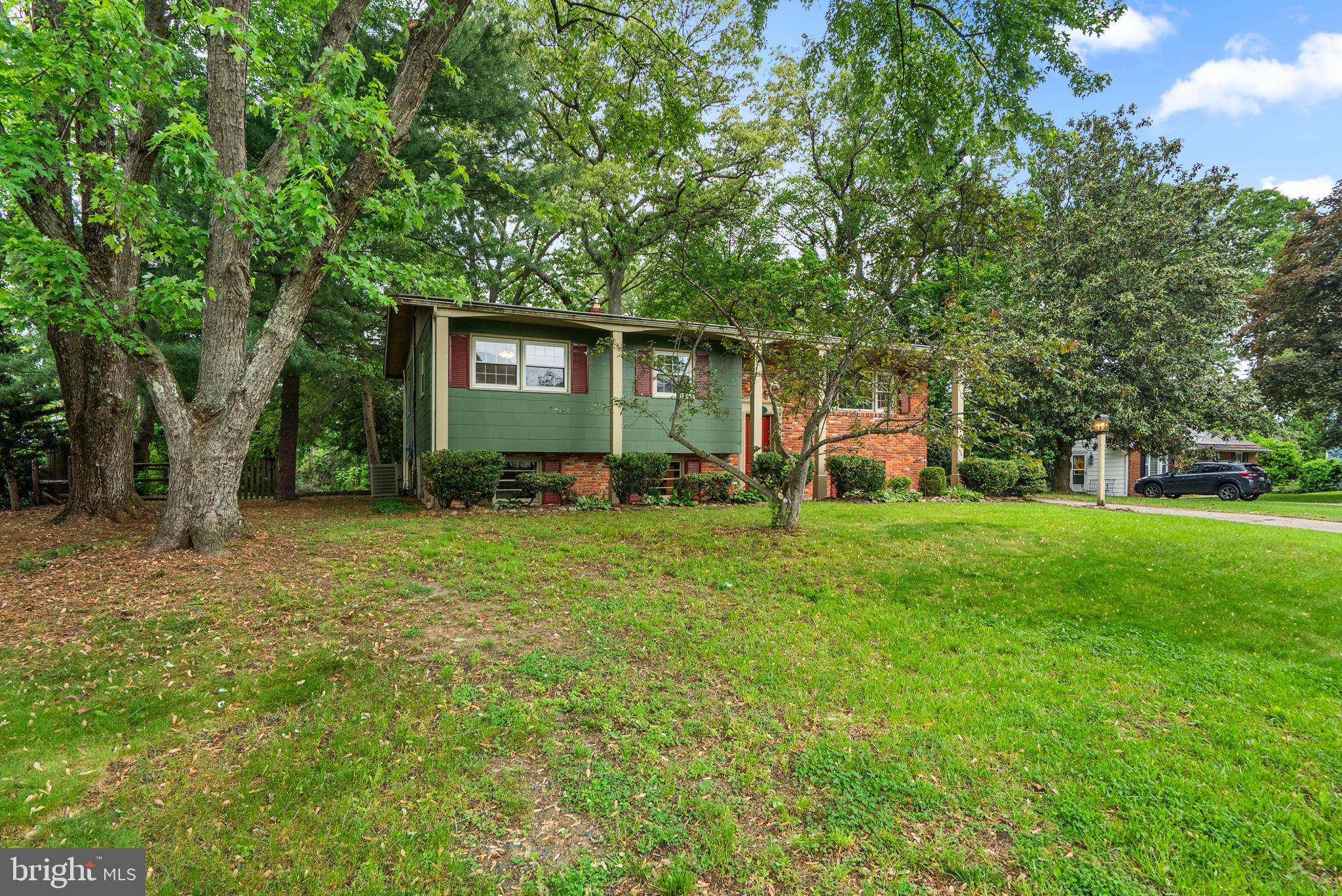 BRIGHTWOOD - Residential