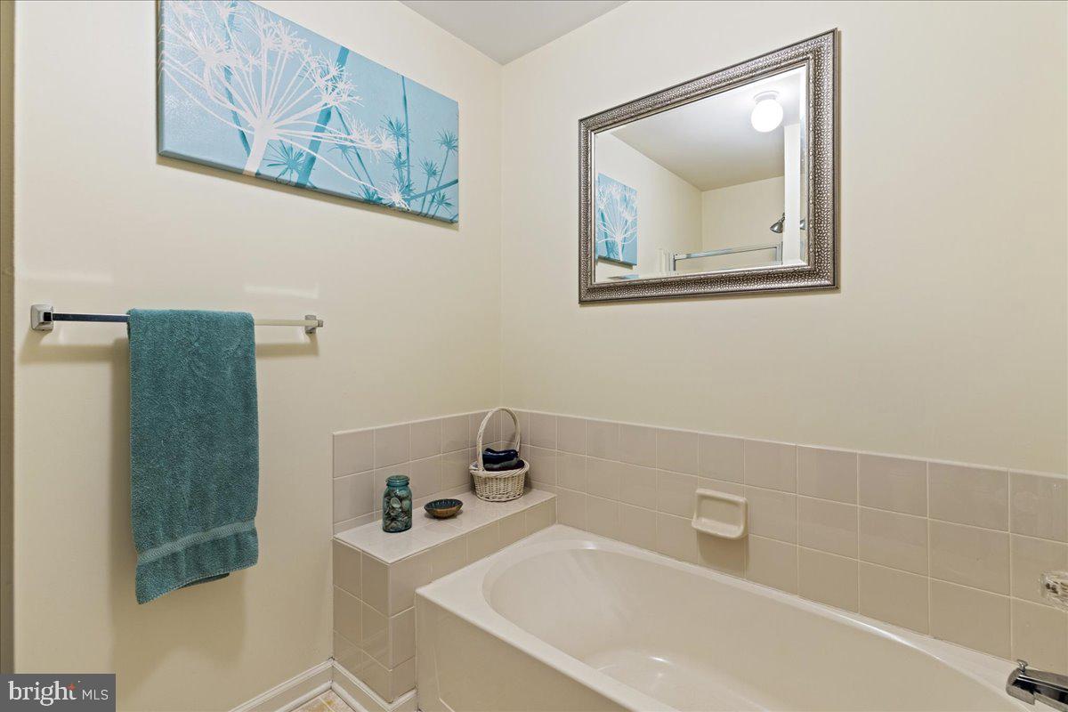 CHANCELLOR GLEN - Residential