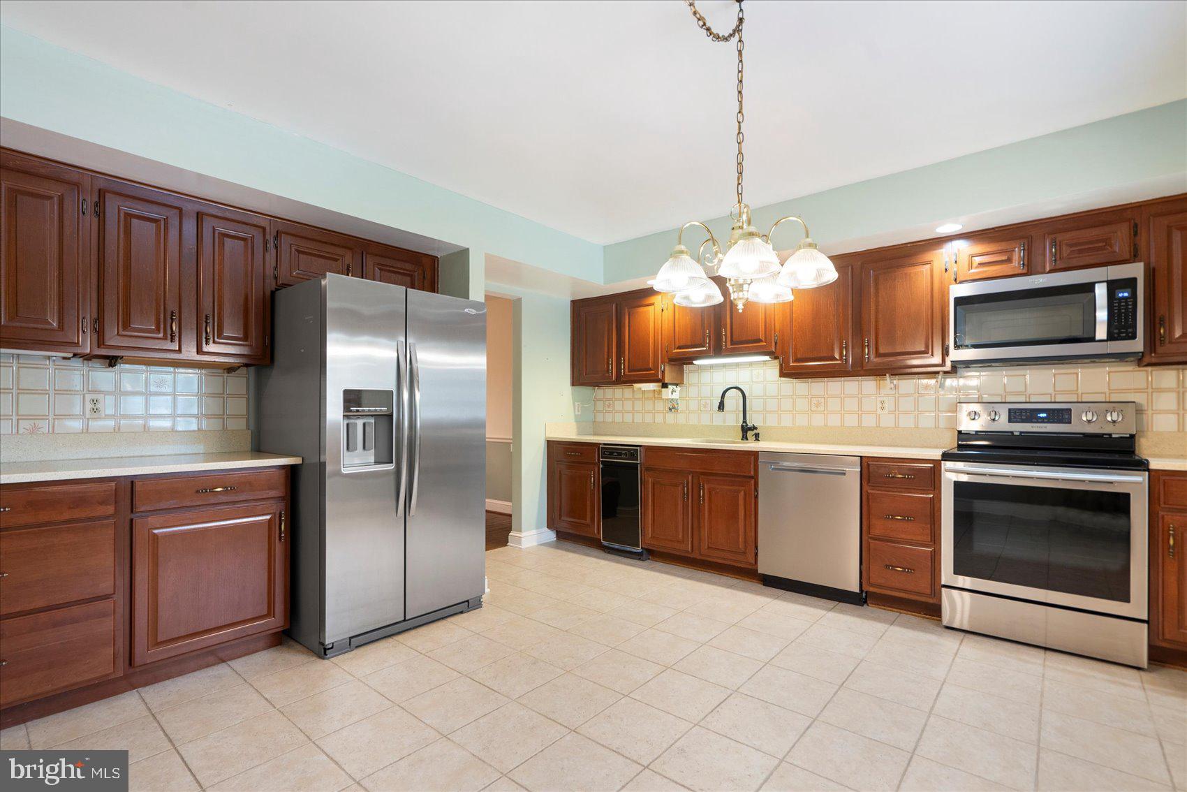 324 KIMRICK PLACE