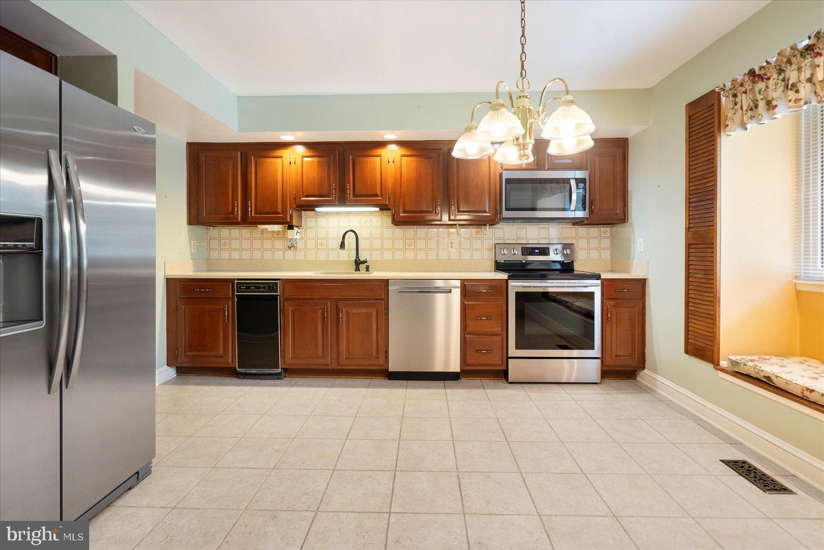 324 KIMRICK PLACE