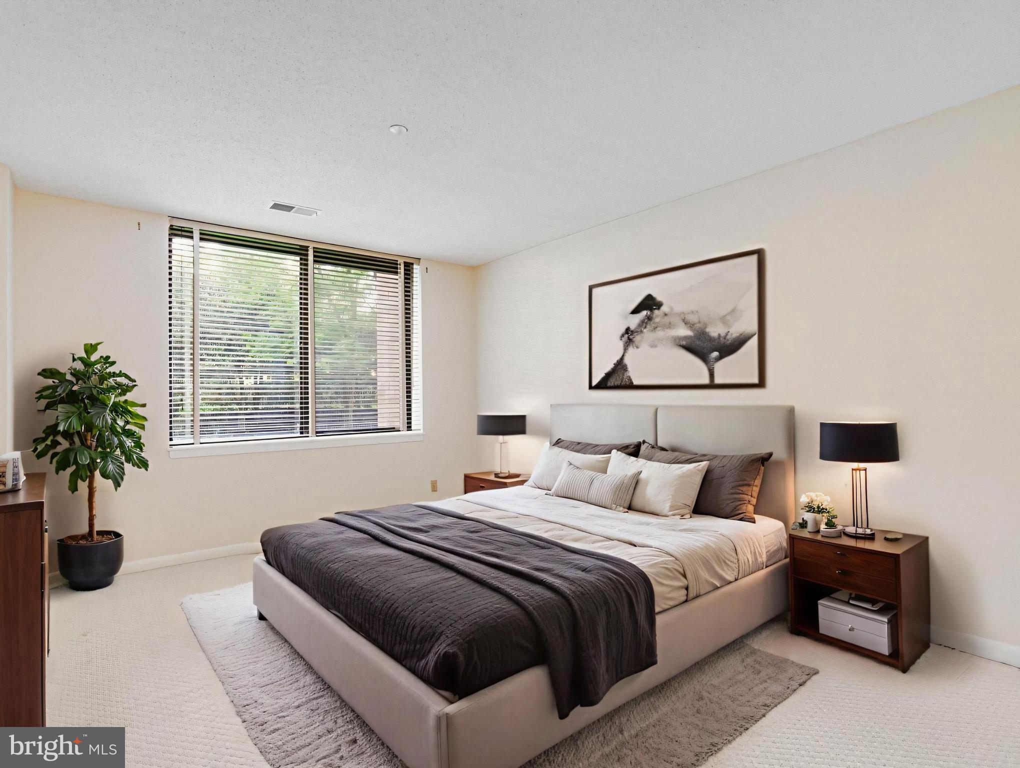 SKYLINE HOUSE - Residential Lease