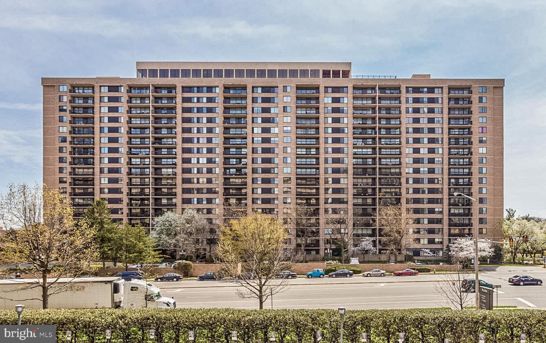 SKYLINE HOUSE - Residential Lease