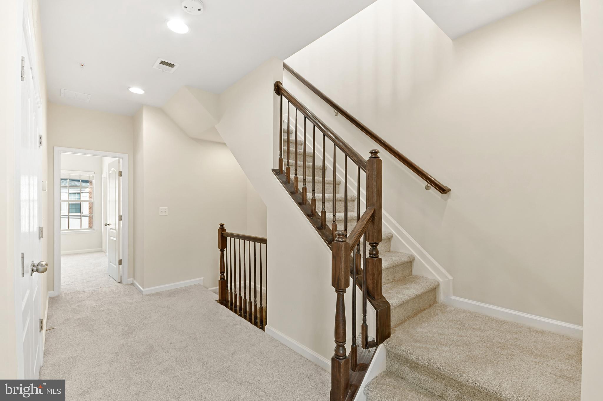 POTOMAC OVERLOOK CONDO - Residential