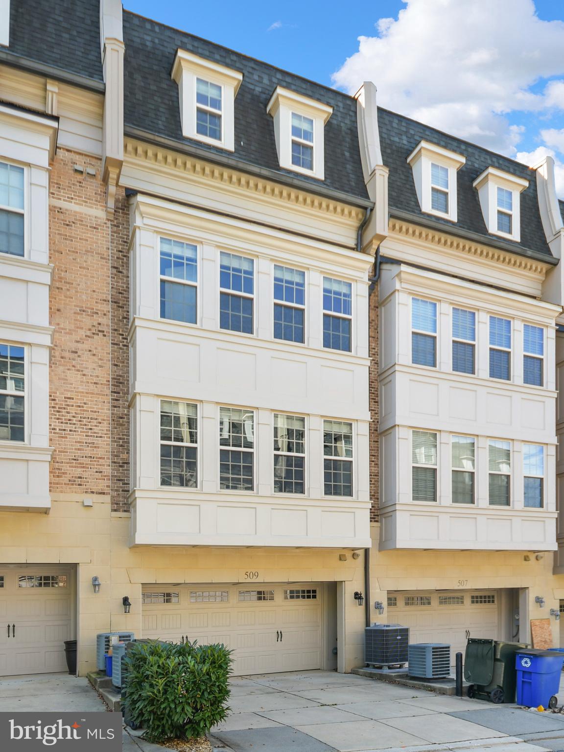 POTOMAC OVERLOOK CONDO - Residential