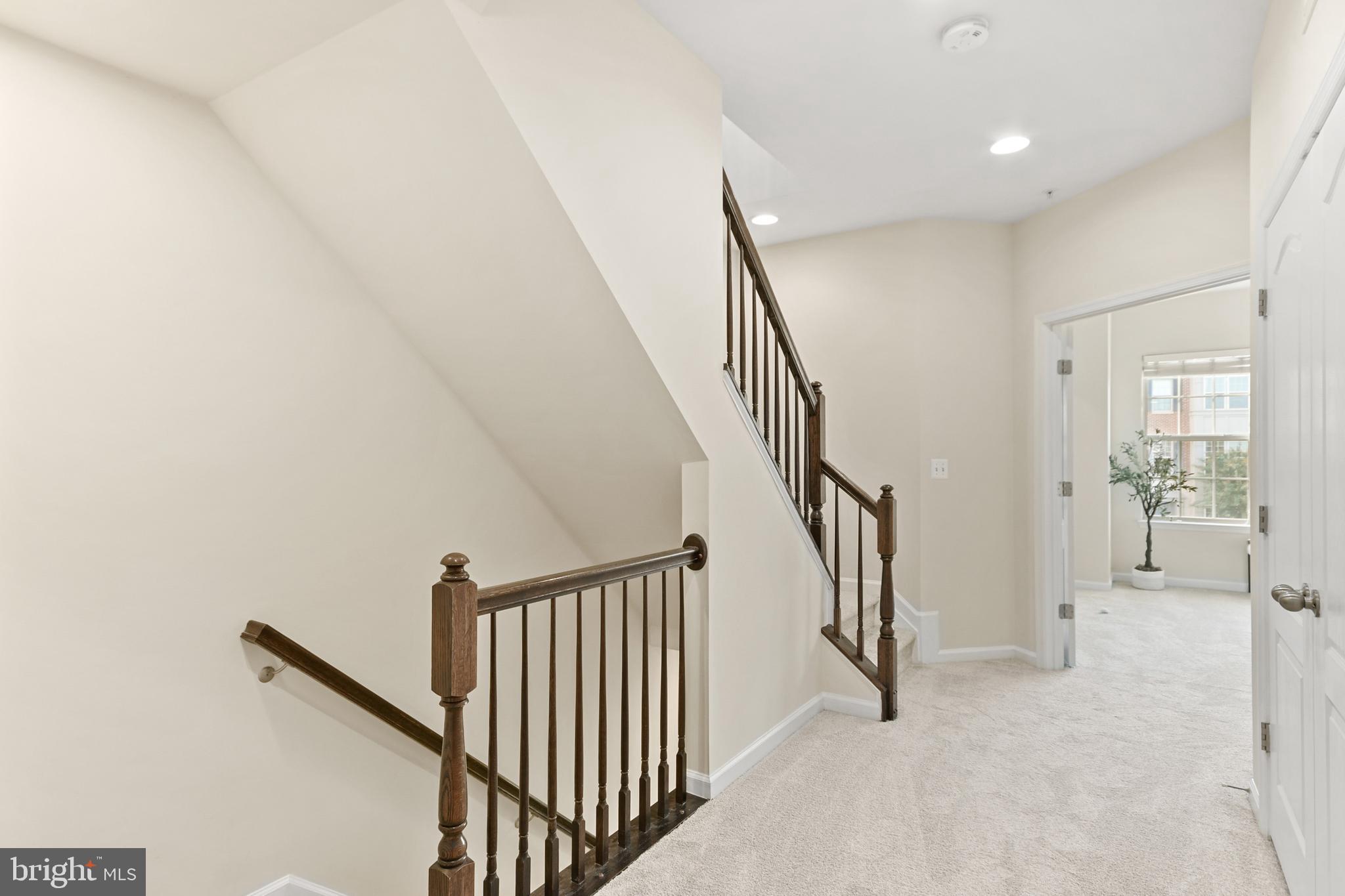 POTOMAC OVERLOOK CONDO - Residential