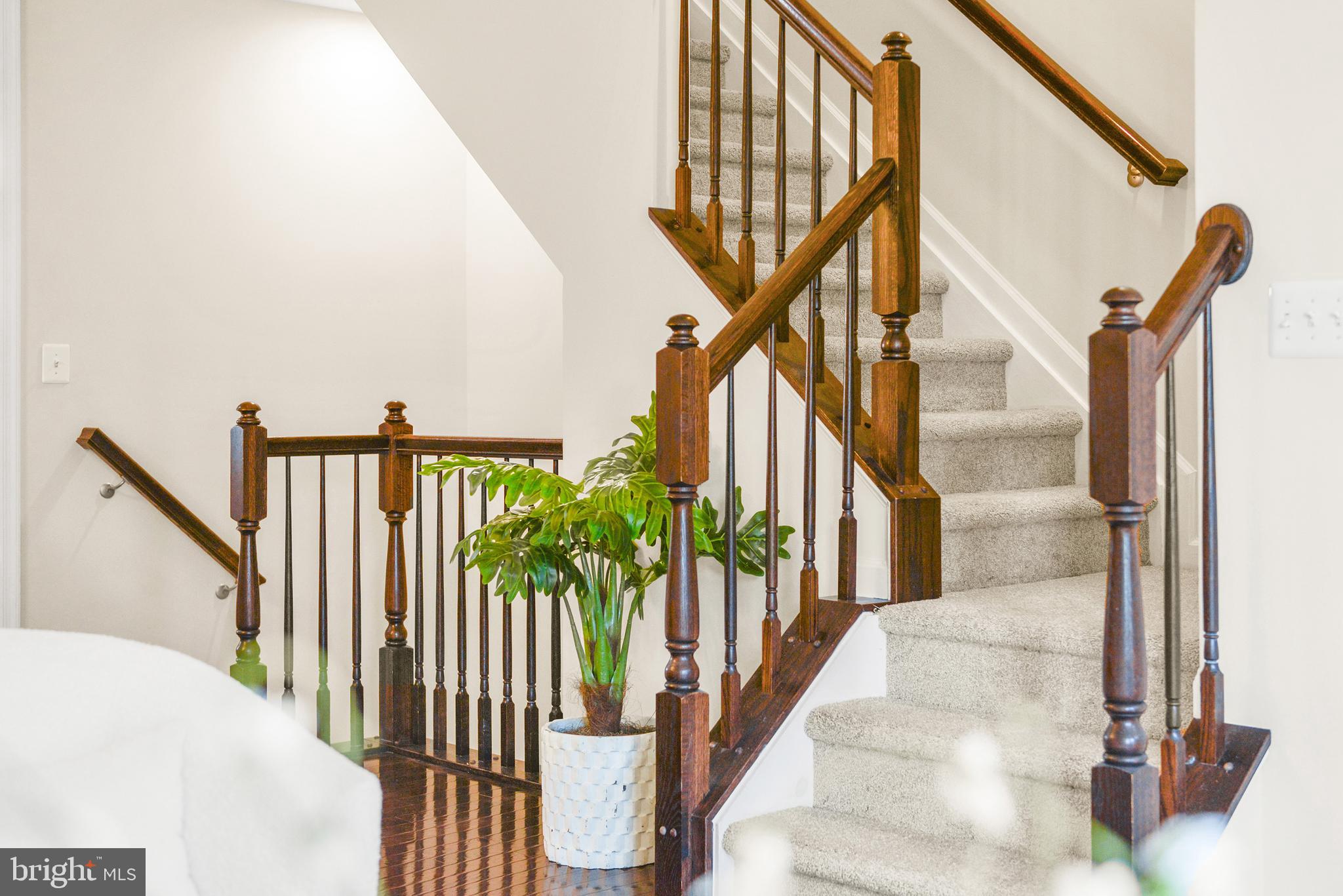 POTOMAC OVERLOOK CONDO - Residential