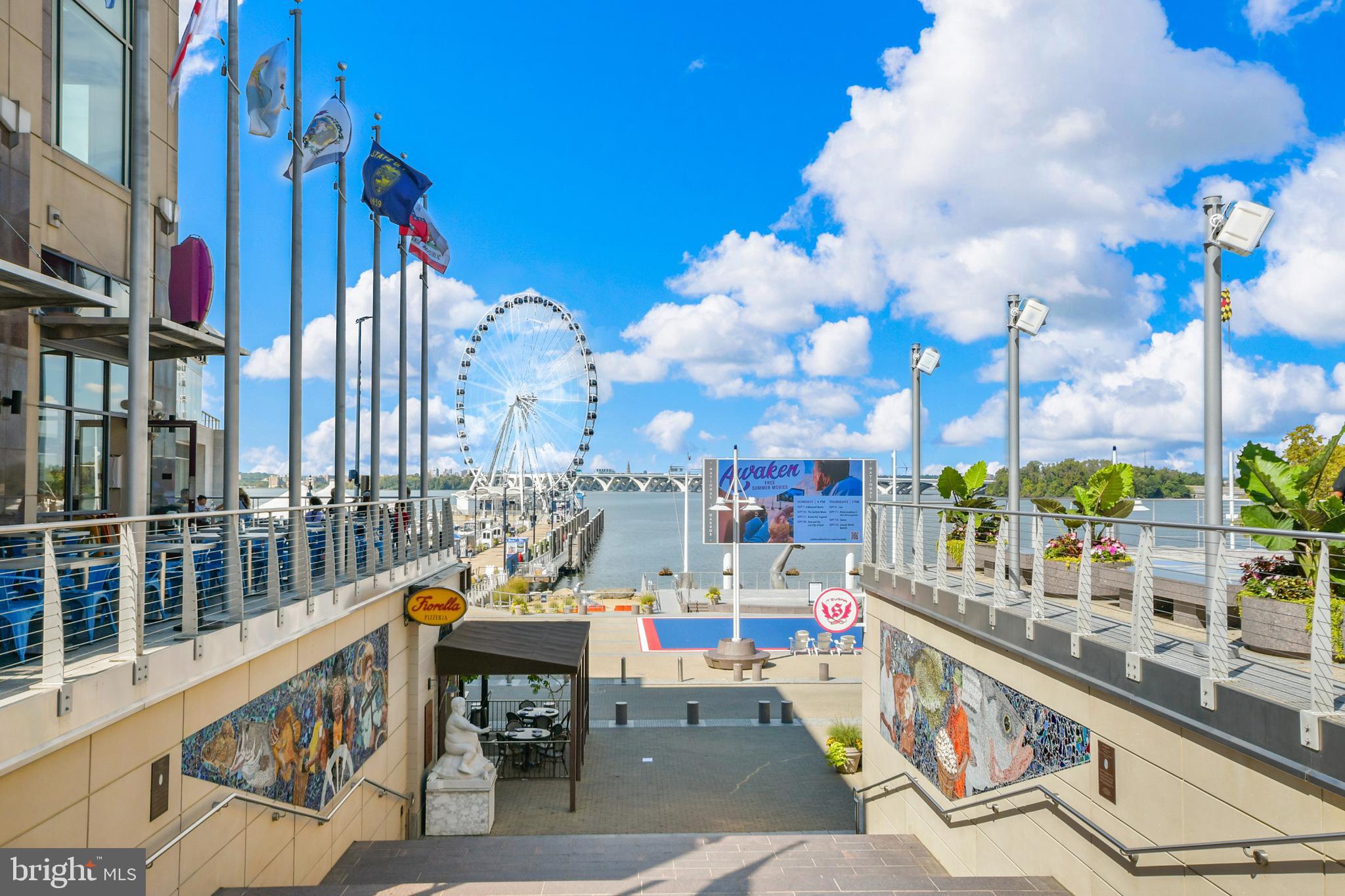 POTOMAC OVERLOOK CONDO - Residential