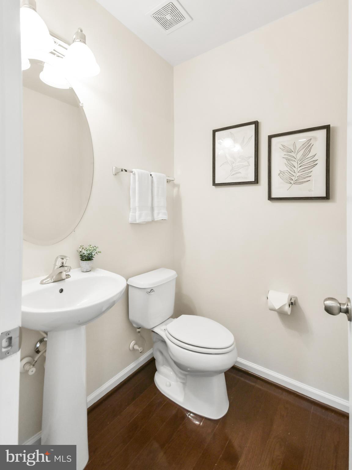 POTOMAC OVERLOOK CONDO - Residential