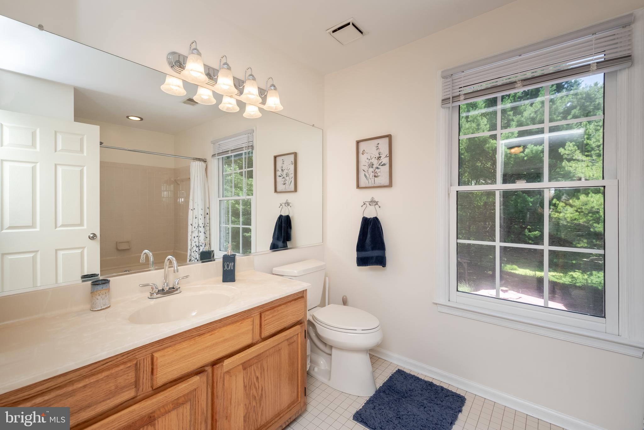 CROFTON SOUTH - Residential