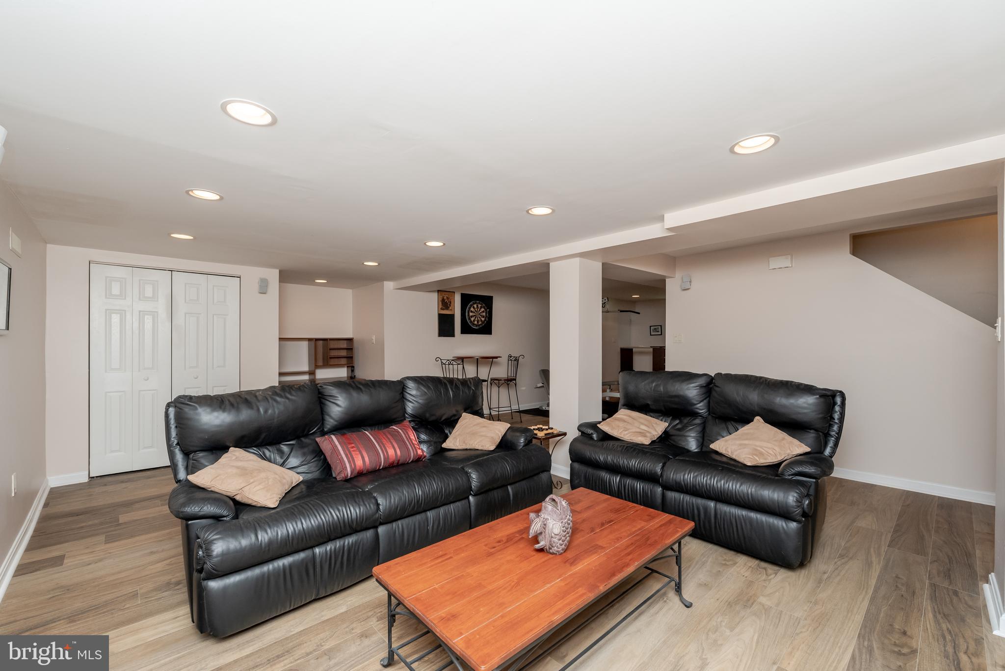 CROFTON SOUTH - Residential