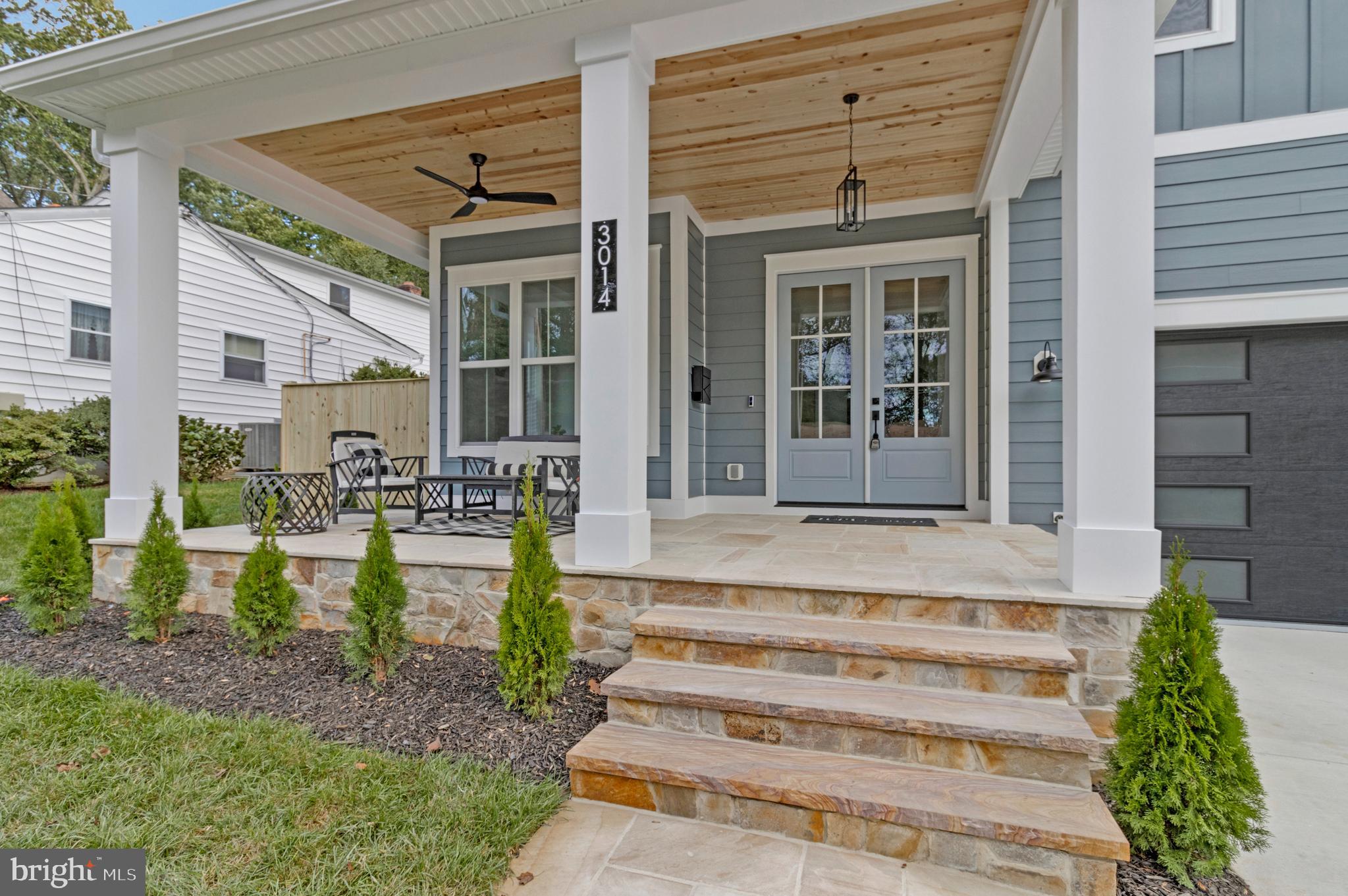 OAKLAND TERRACE - Residential