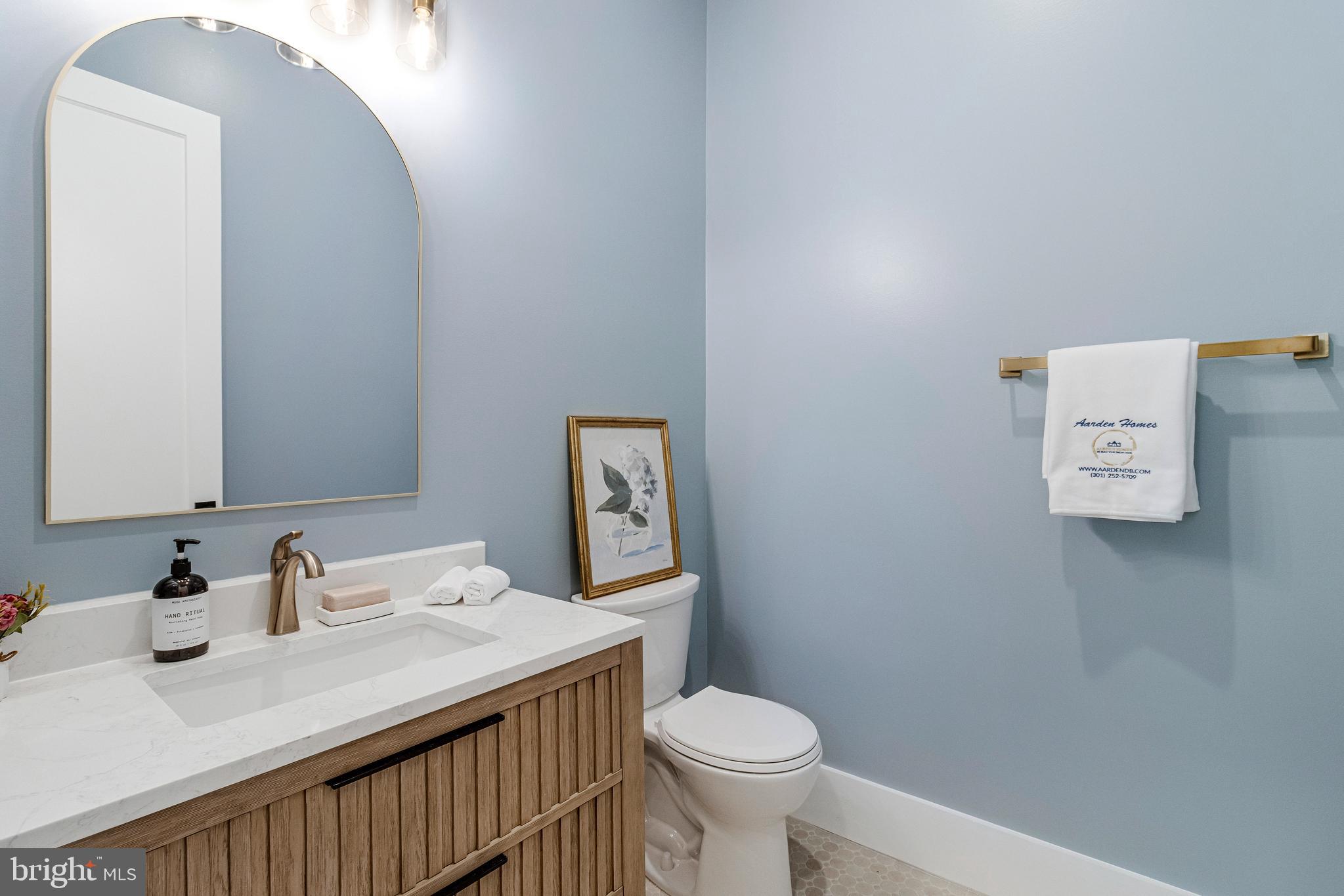 OAKLAND TERRACE - Residential