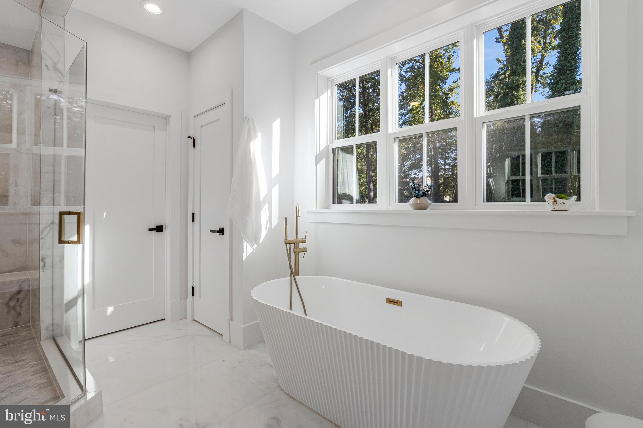 OAKLAND TERRACE - Residential