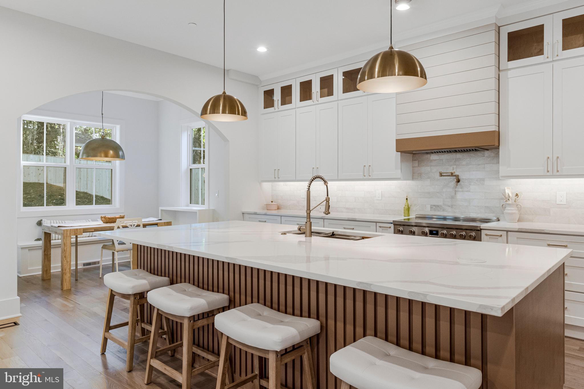 OAKLAND TERRACE - Residential