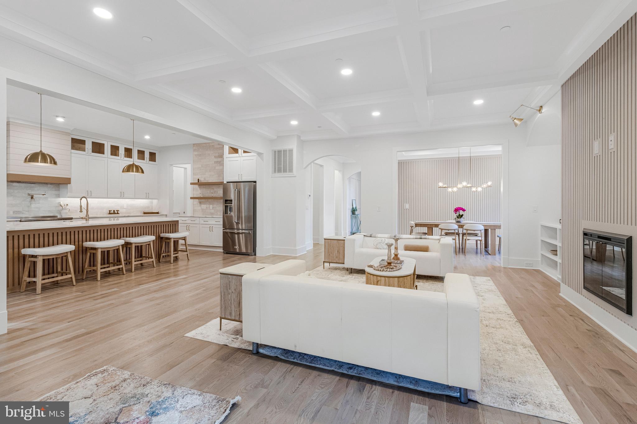 OAKLAND TERRACE - Residential