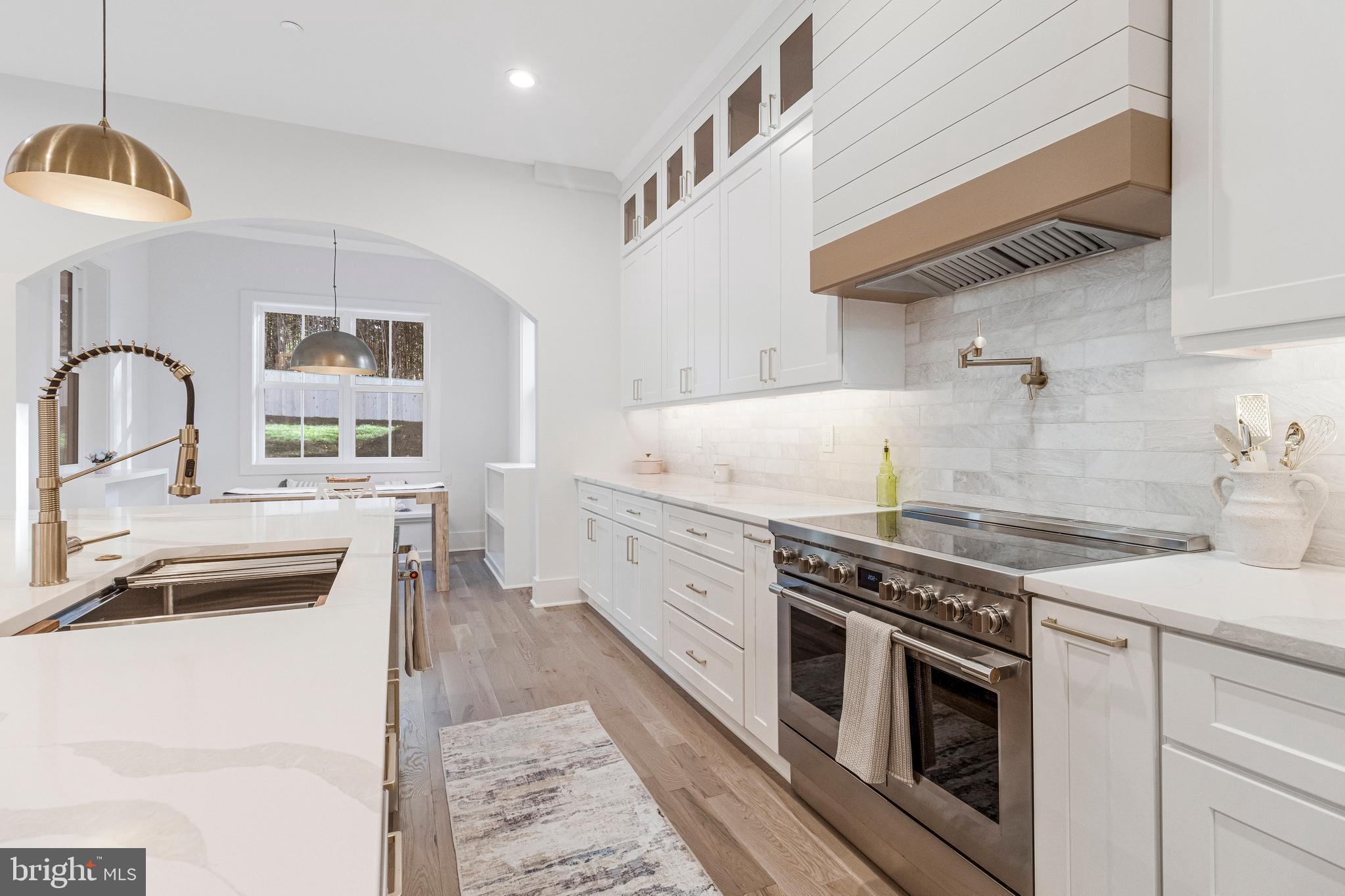 OAKLAND TERRACE - Residential