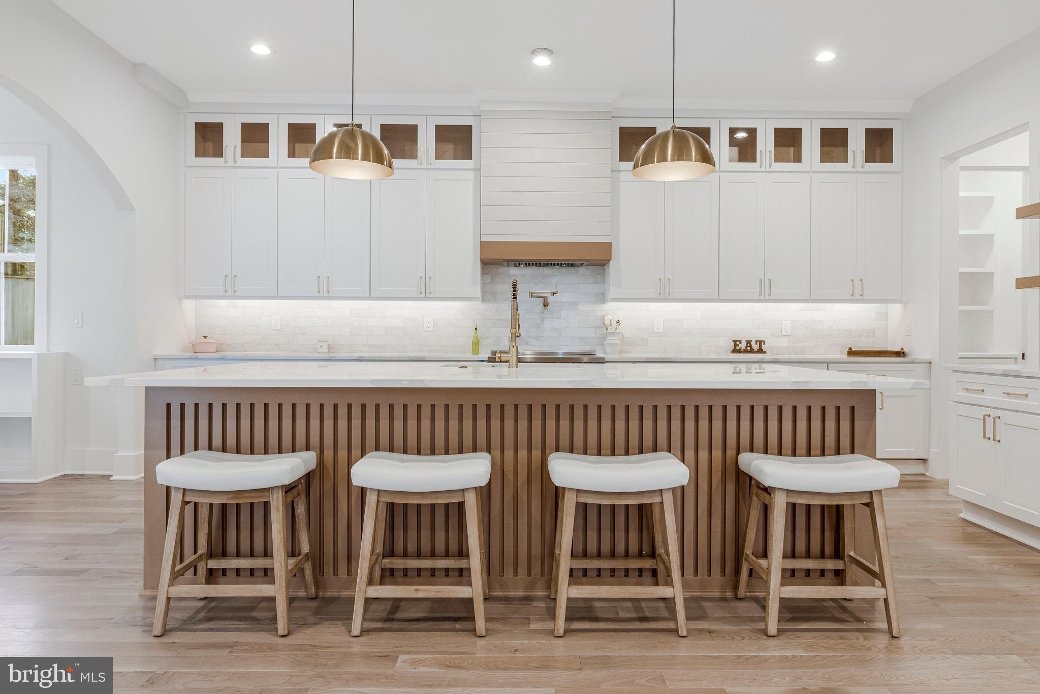 OAKLAND TERRACE - Residential