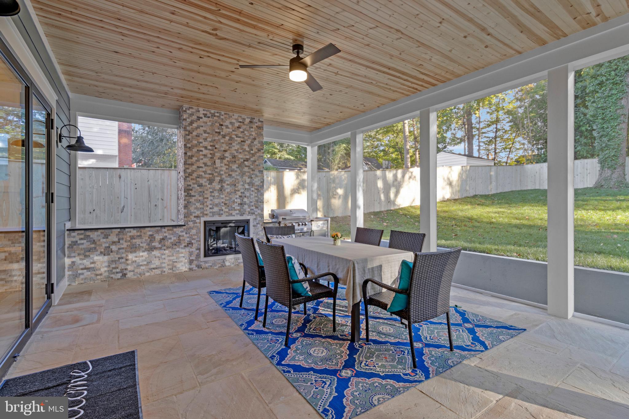 OAKLAND TERRACE - Residential