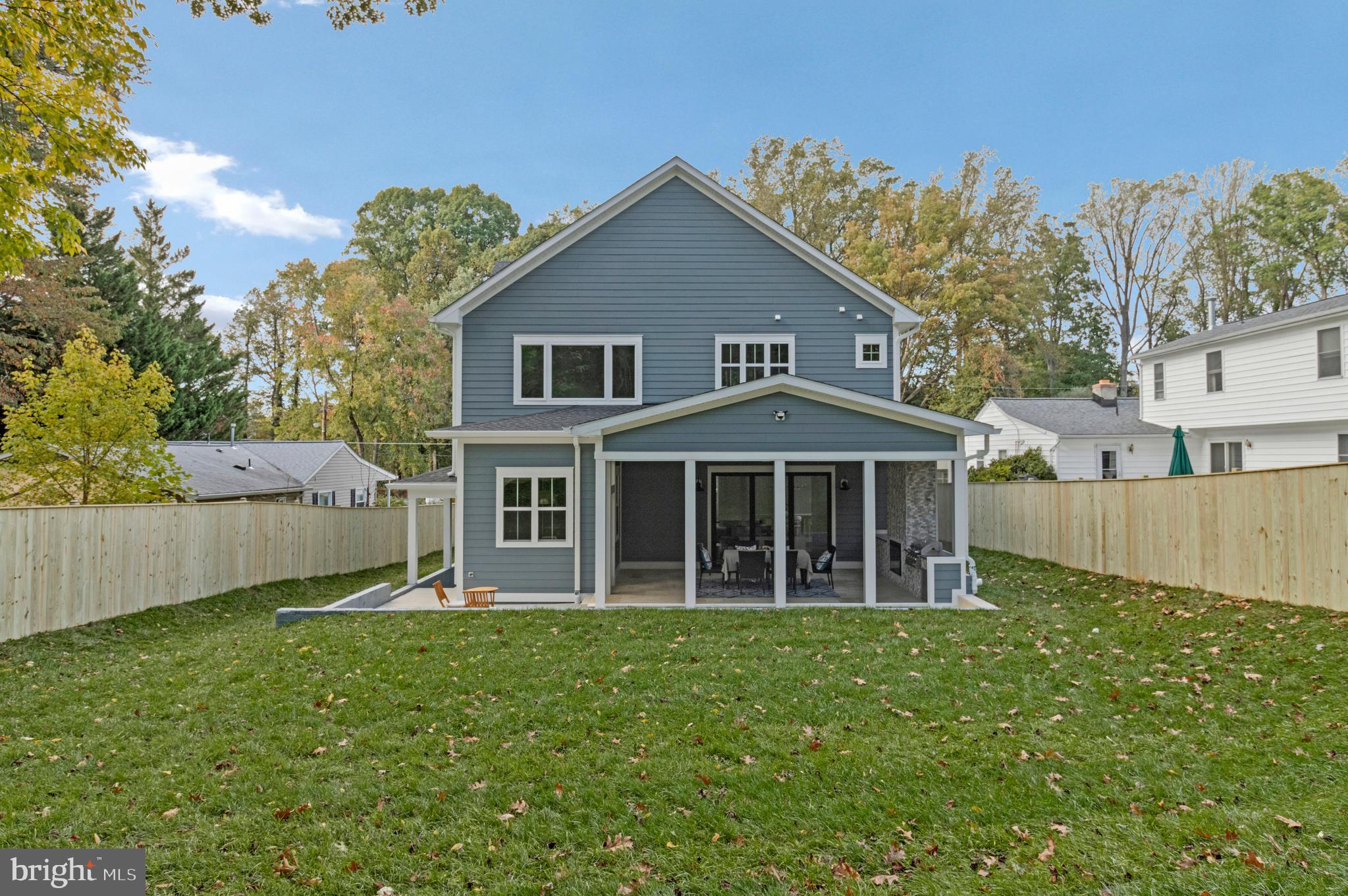 OAKLAND TERRACE - Residential