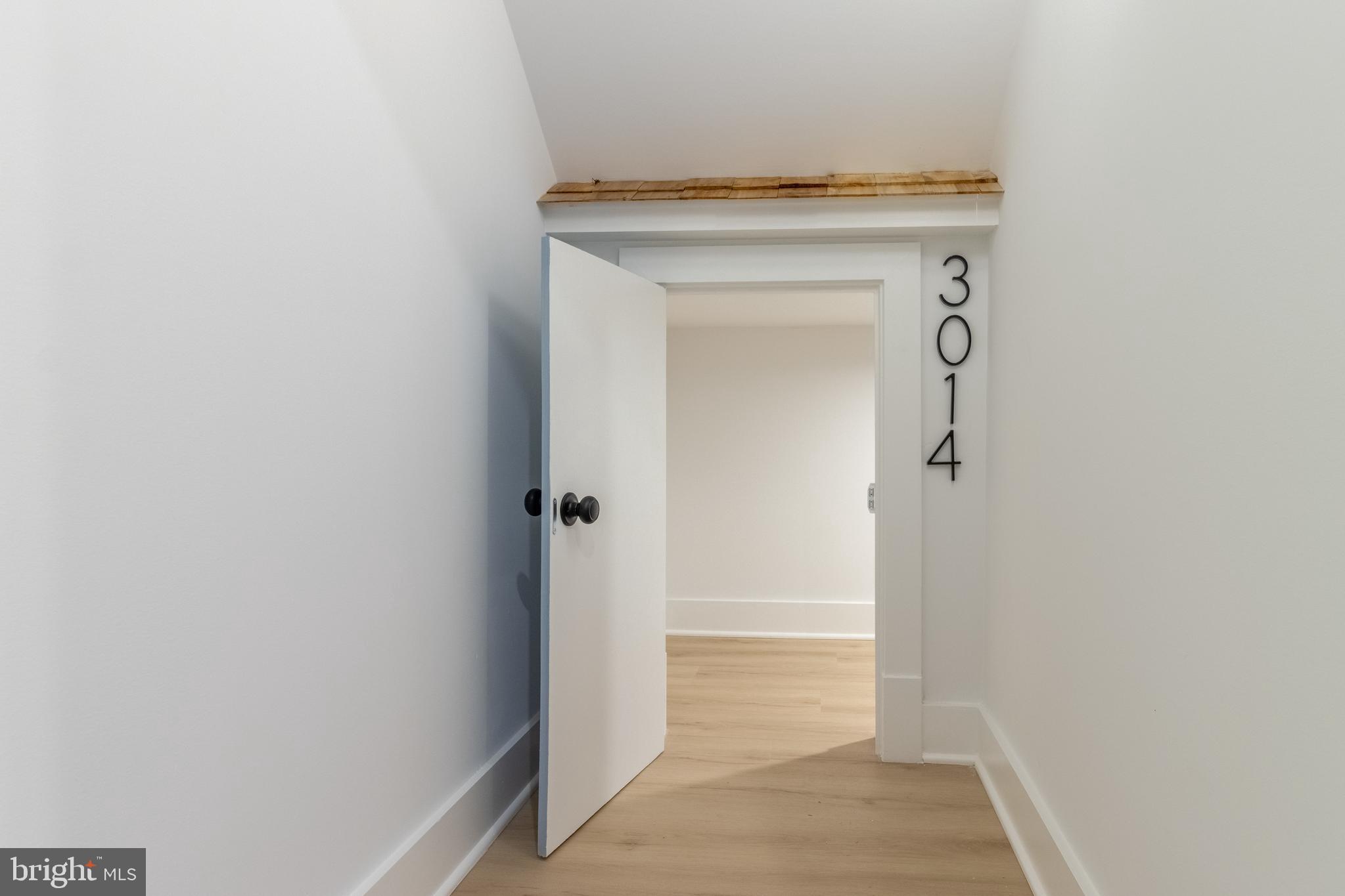 OAKLAND TERRACE - Residential