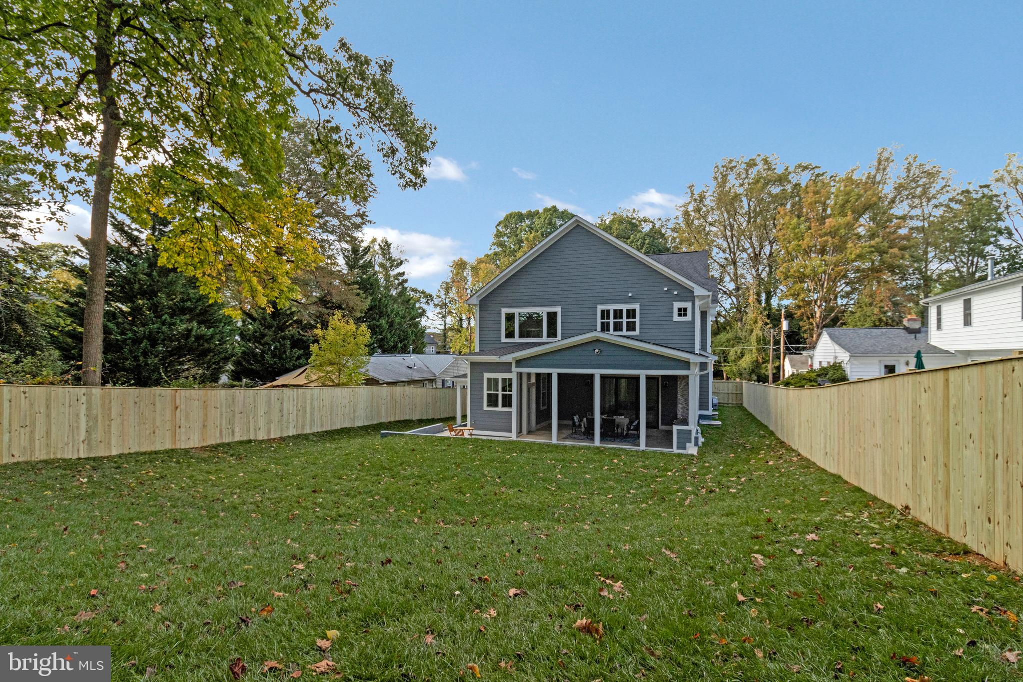 OAKLAND TERRACE - Residential