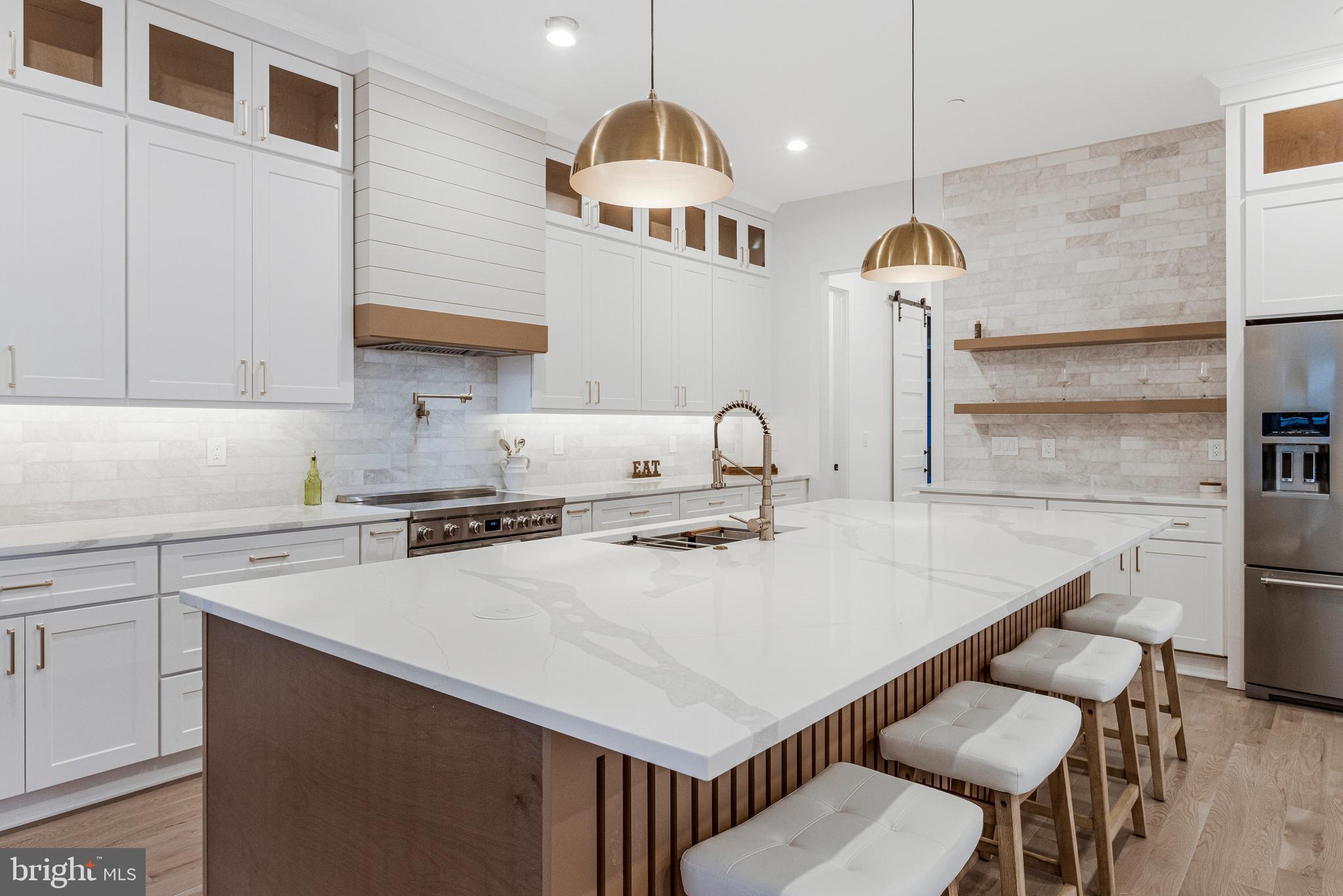 OAKLAND TERRACE - Residential