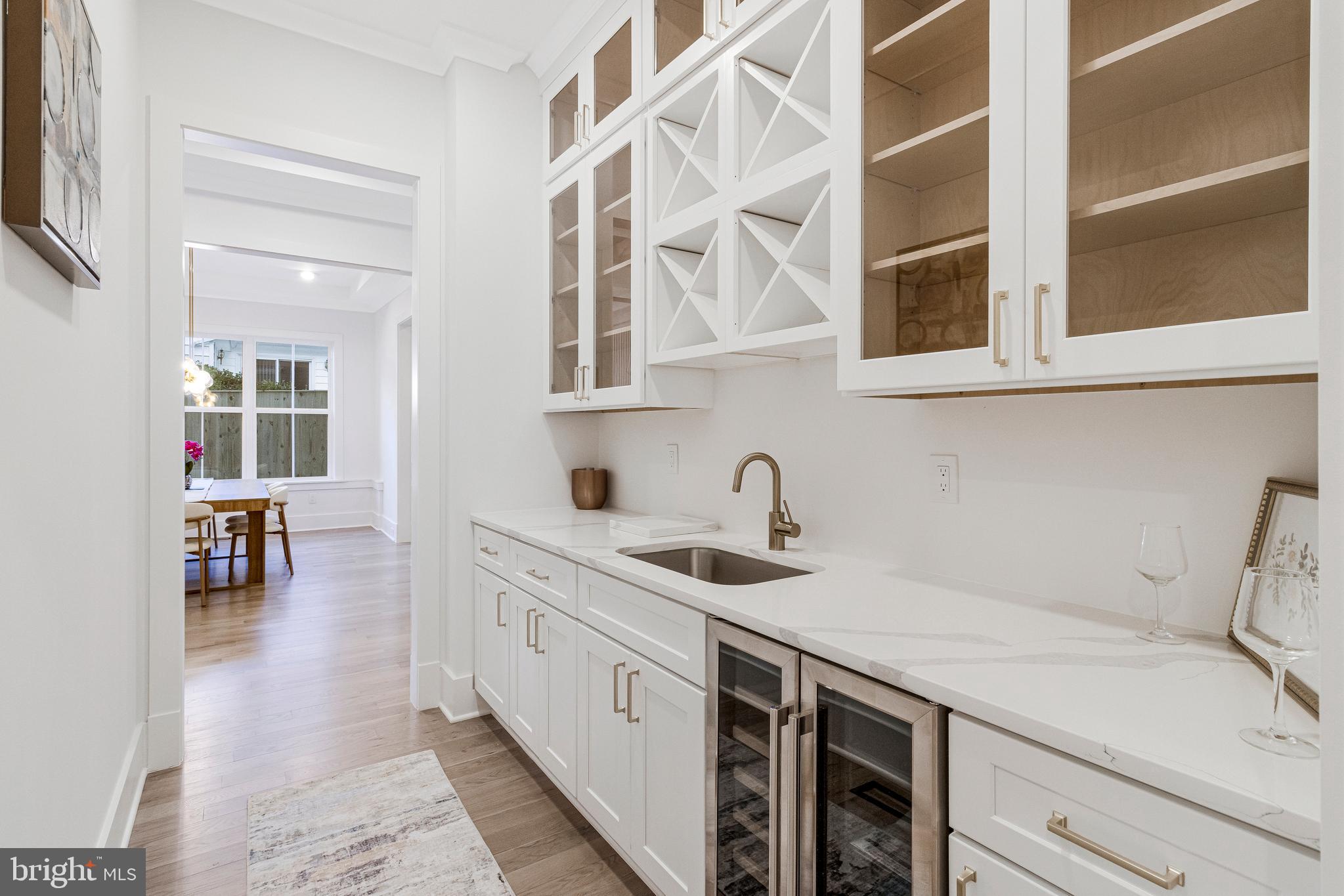 OAKLAND TERRACE - Residential