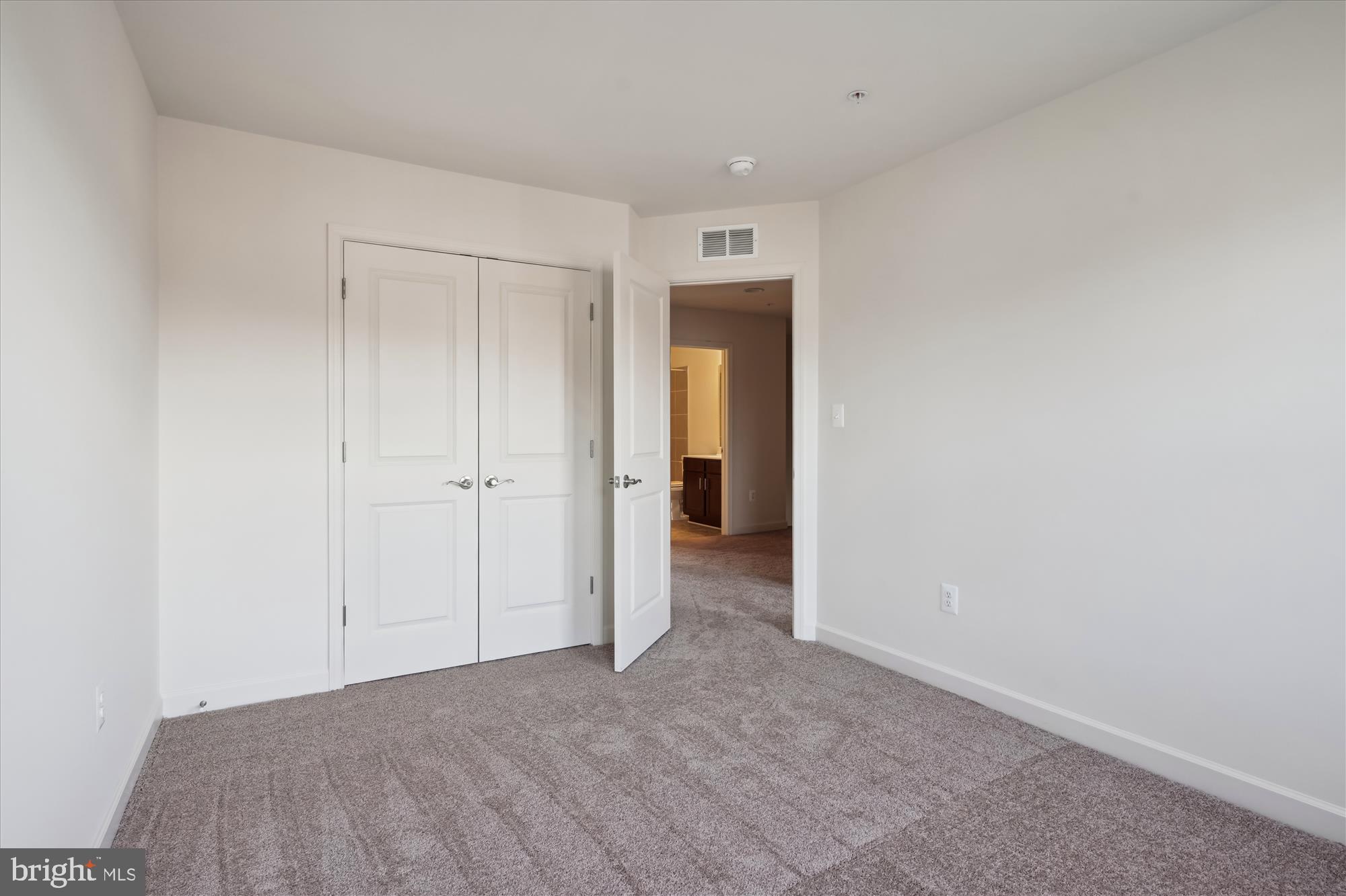 STEEPLECHASE - Residential Lease