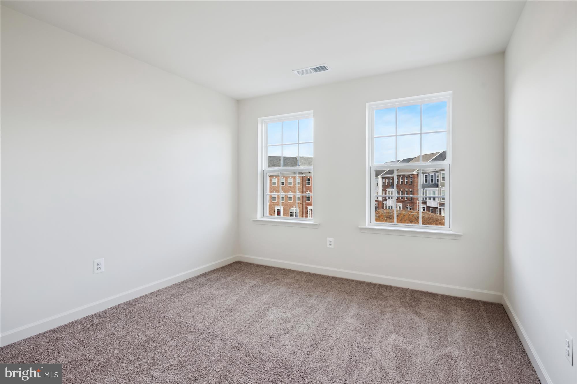 STEEPLECHASE - Residential Lease