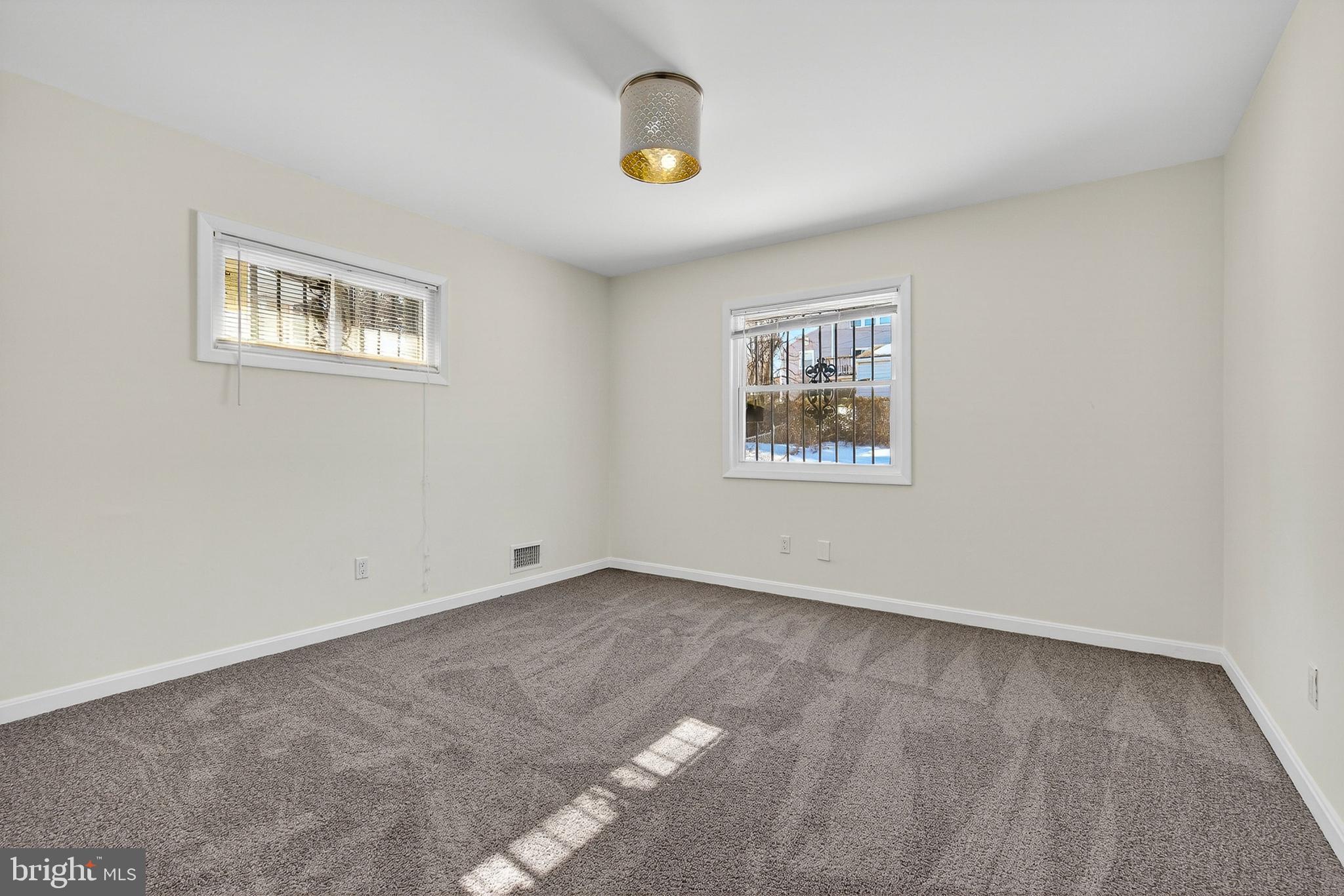 KENILWORTH PARK - Residential