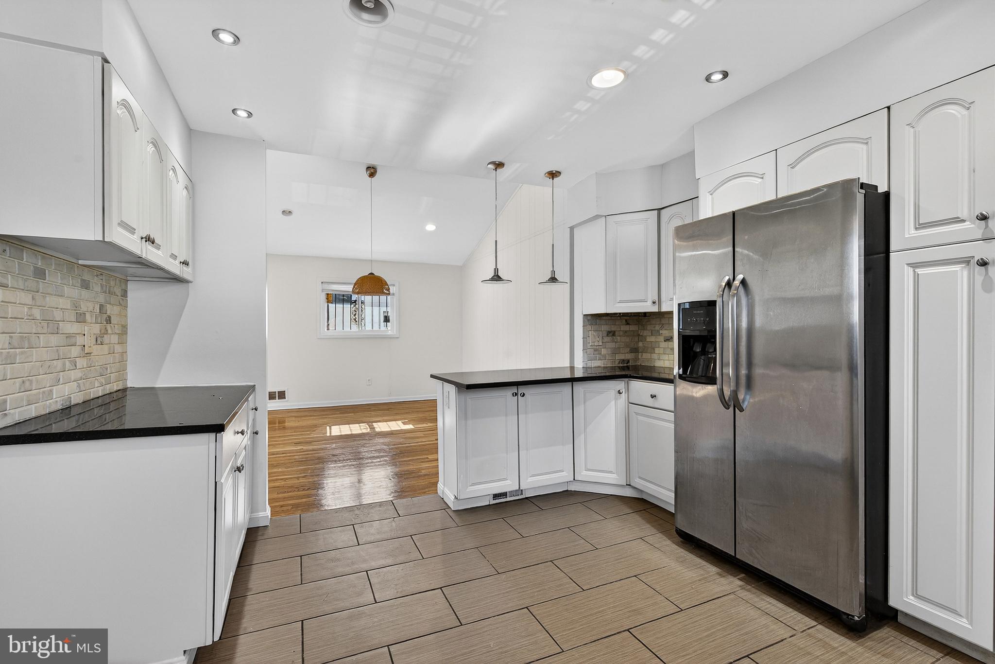 KENILWORTH PARK - Residential