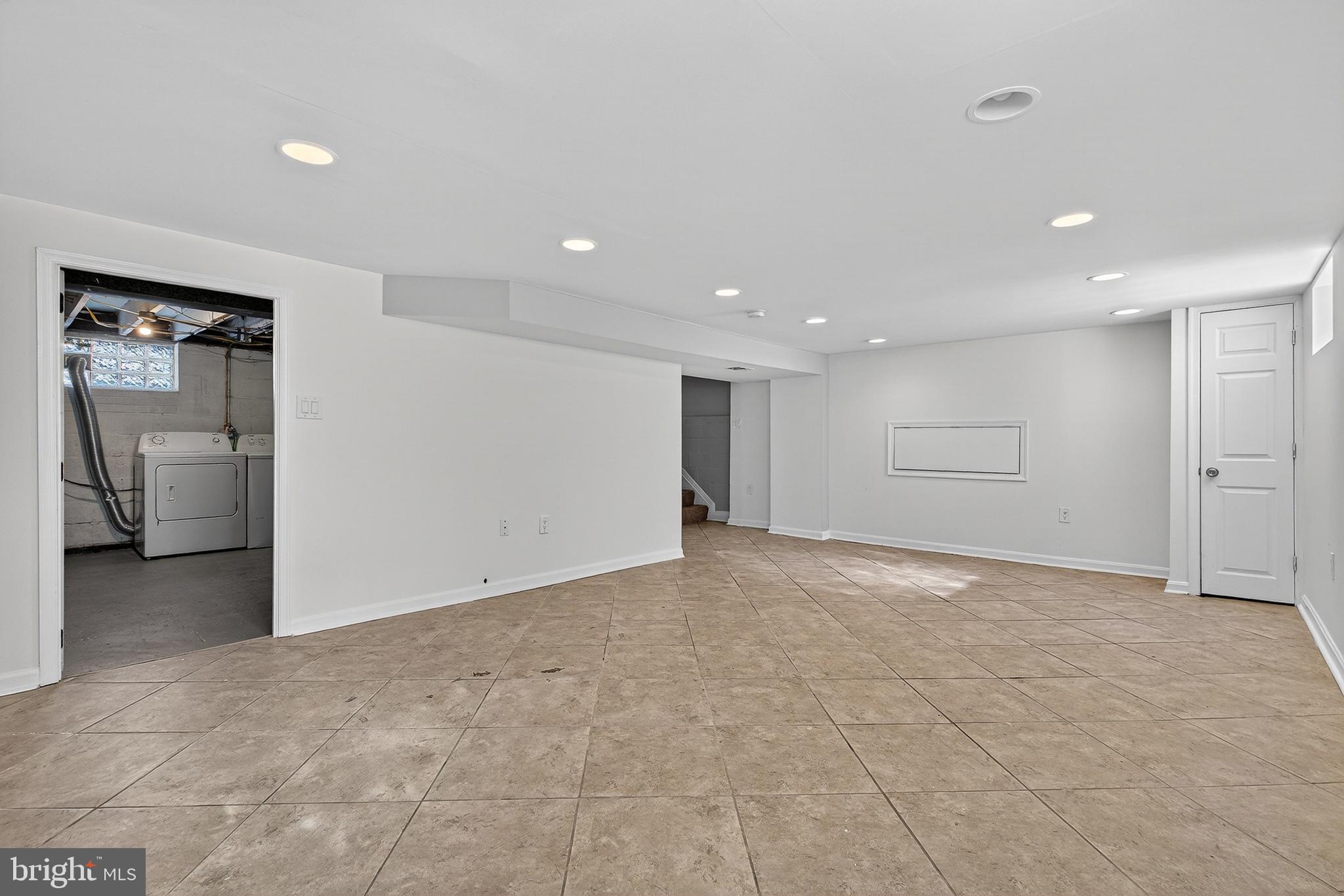 KENILWORTH PARK - Residential